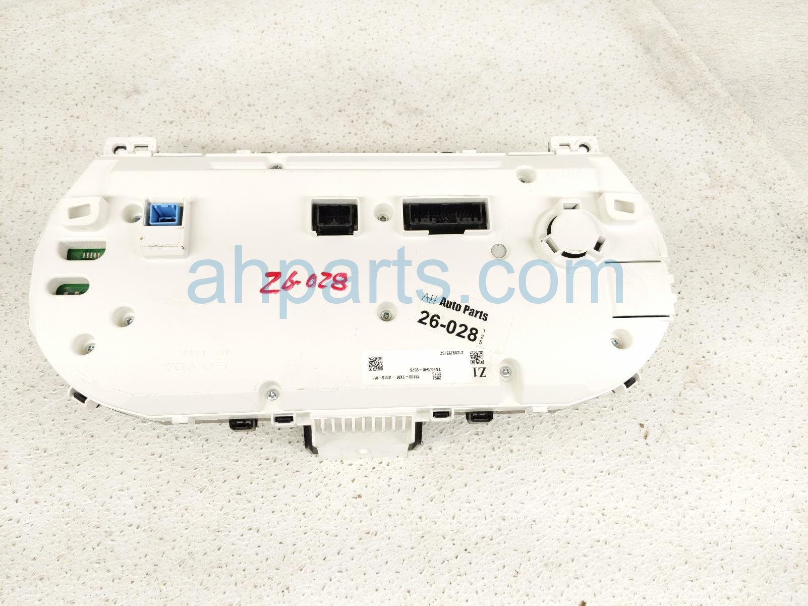 2019 Honda Insight Speedometer / Gauge Speedo Instrument Cluster 193k Mi 78100 TXM 405 Replacement 2019 Honda Insight Speedometer / Gauge Speedo Instrument Cluster 193k Mi 78100 TXM 405 Replacement thumbnail