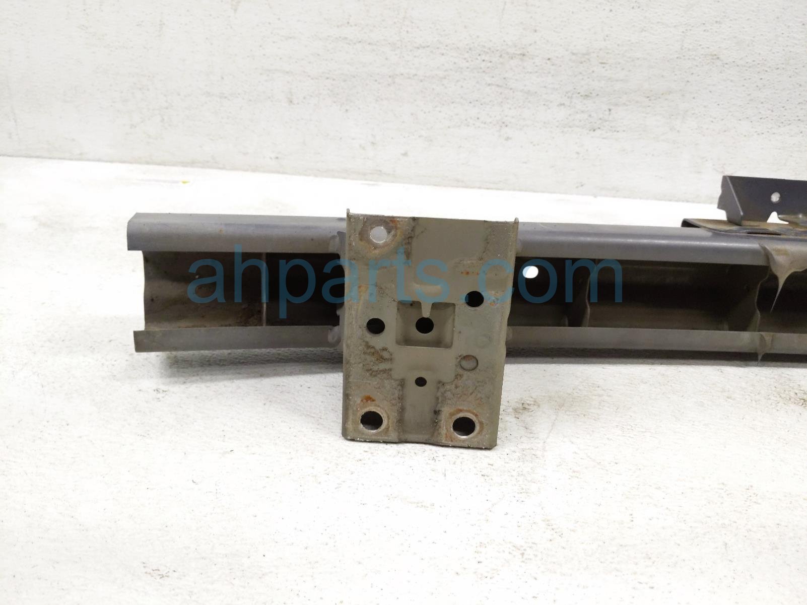 2014 Honda Accord Beam Rear Bumper Reinforcement Bar 71530 T2A A00ZZ Replacement 2014 Honda Accord Beam Rear Bumper Reinforcement Bar 71530 T2A A00ZZ Replacement thumbnail