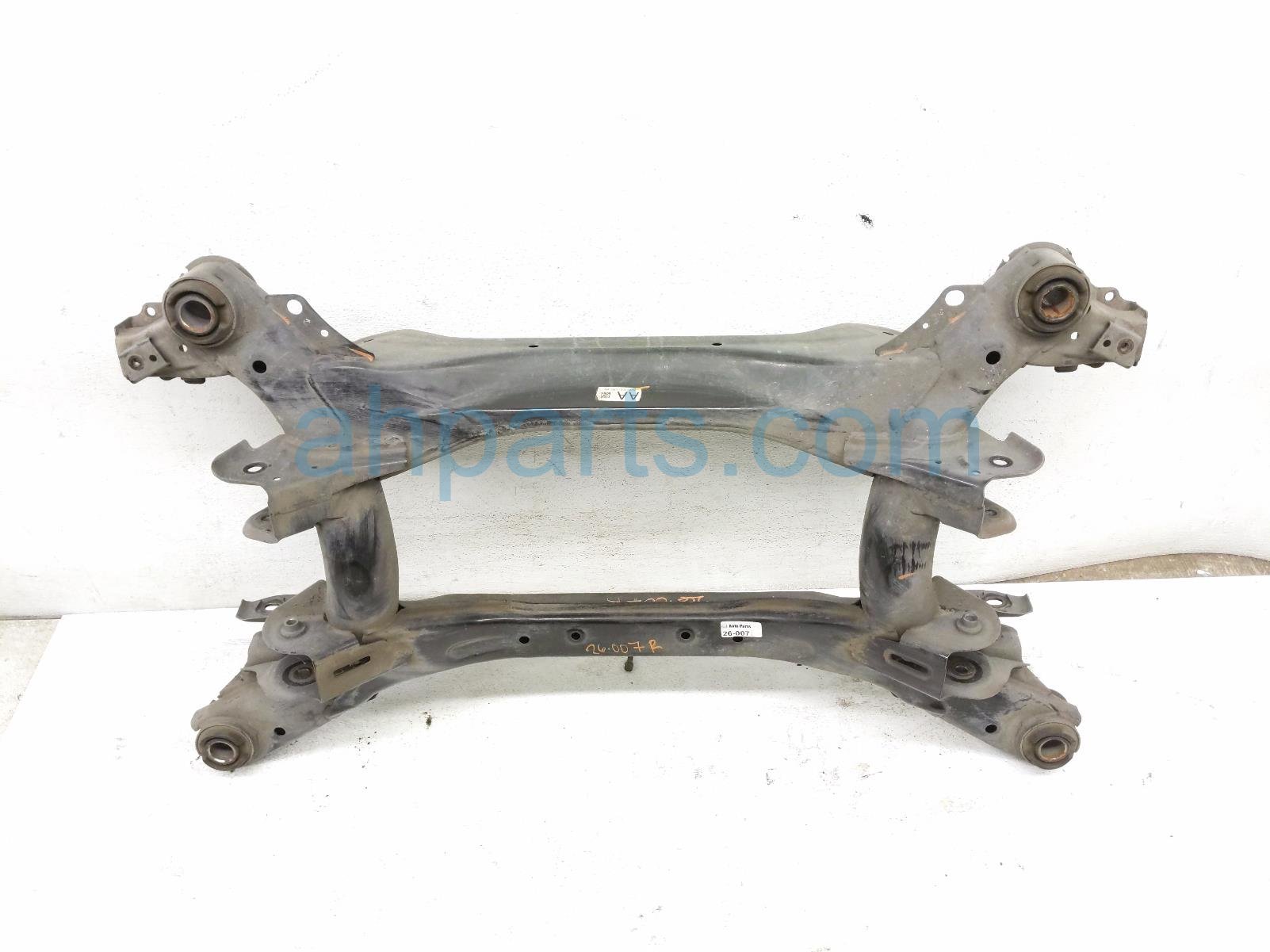 Honda REAR SUB FRAME / CROSSMEMBER