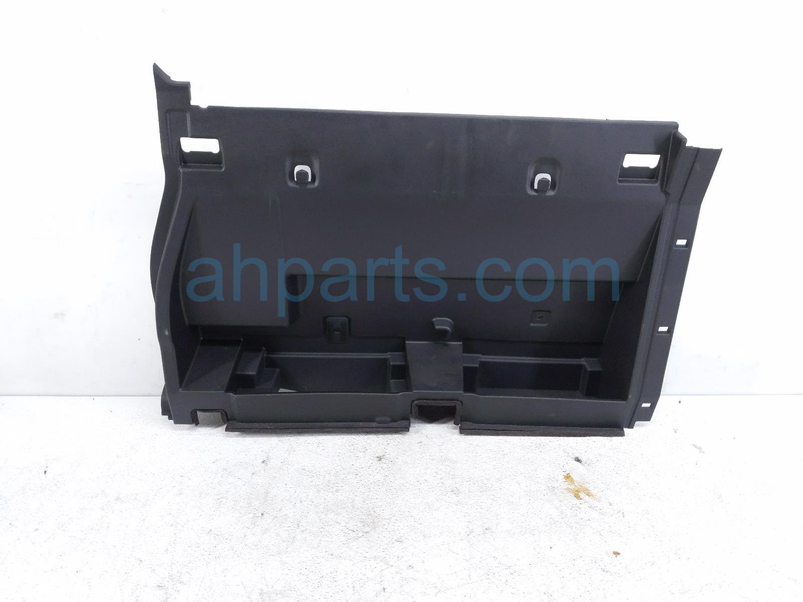 Toyota RR/RH STORAGE COMPARTMENT - BLK