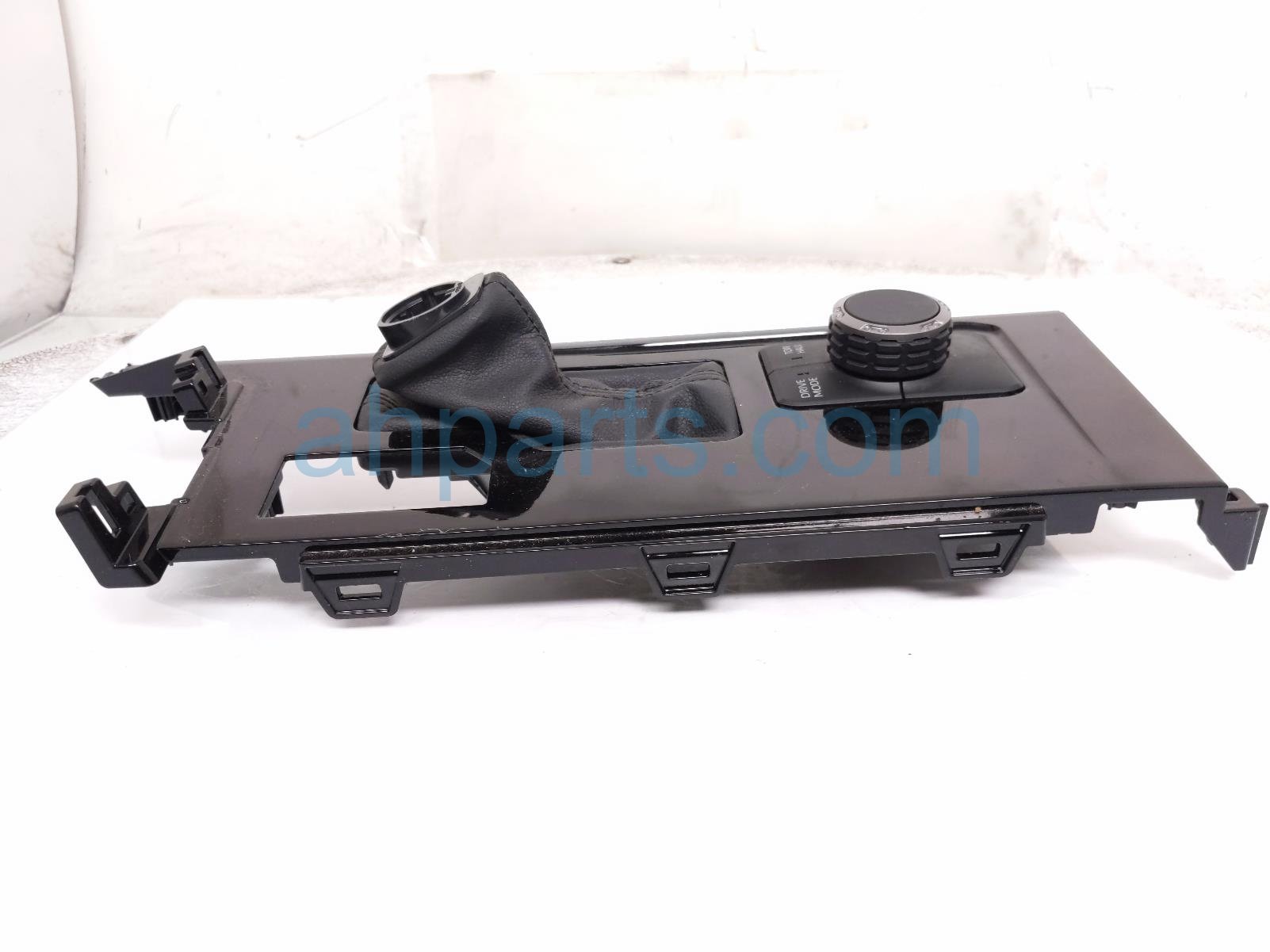 Toyota CENTER SHIFTER BEZEL W/DRIVE SW-BLK