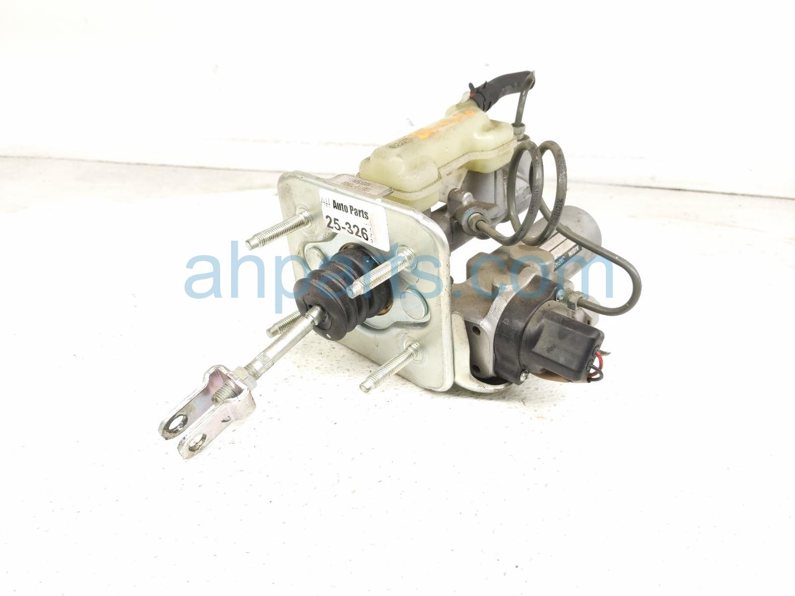 2007 Lexus Ls460 Brake Master Cylinder W/ Reservoir 47207 50020 Replacement 2007 Lexus Ls460 Brake Master Cylinder W/ Reservoir 47207 50020 Replacement thumbnail