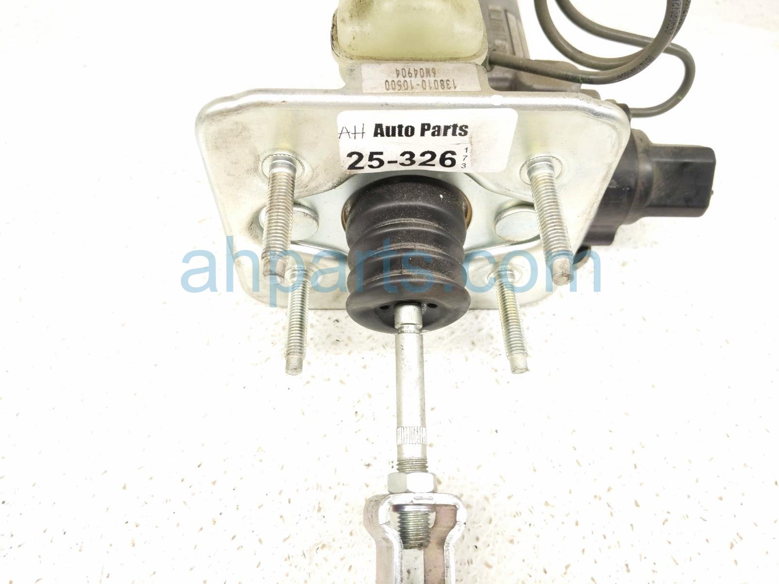 2007 Lexus Ls460 Brake Master Cylinder W/ Reservoir 47207 50020 Replacement 2007 Lexus Ls460 Brake Master Cylinder W/ Reservoir 47207 50020 Replacement thumbnail