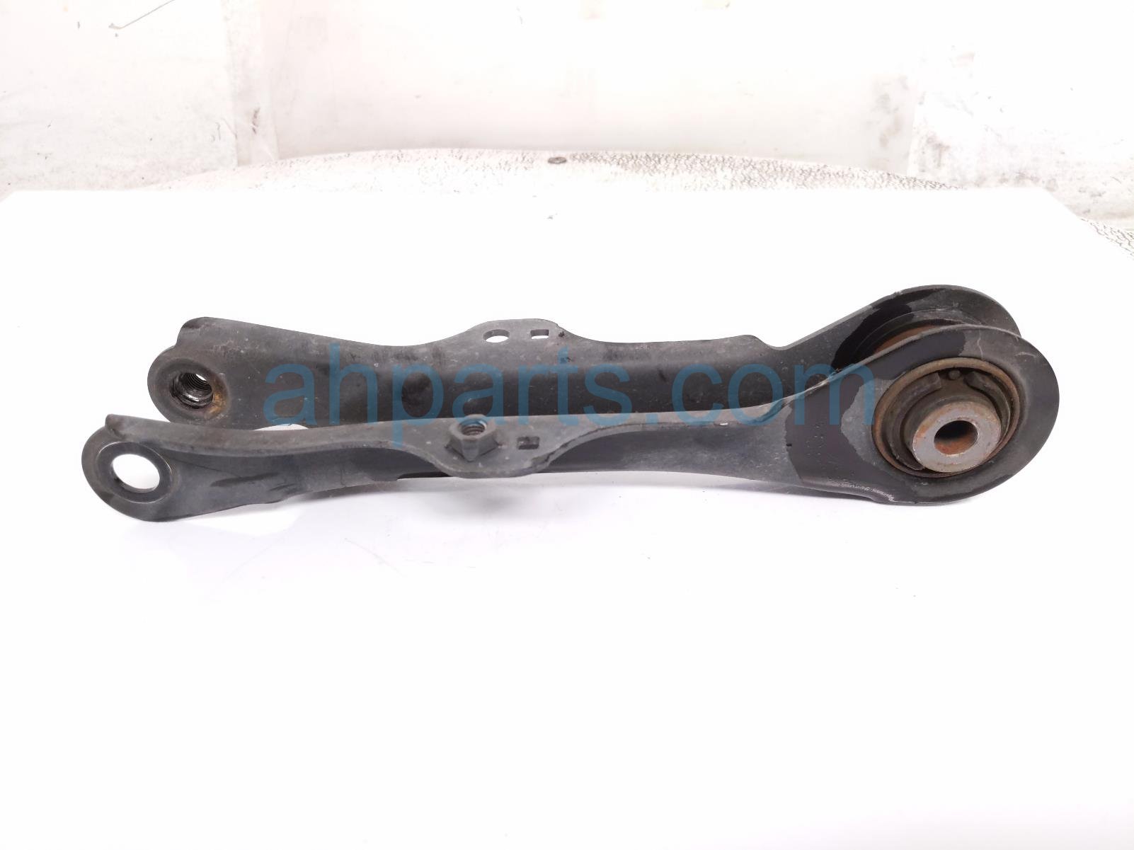 Acura RR/LH FORWARD UPPER CONTROL ARM