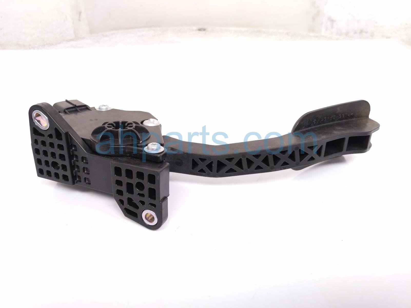 Toyota GAS / ACCELERATOR PEDAL ASSY FL Toyota GAS / ACCELERATOR PEDAL ASSY FL