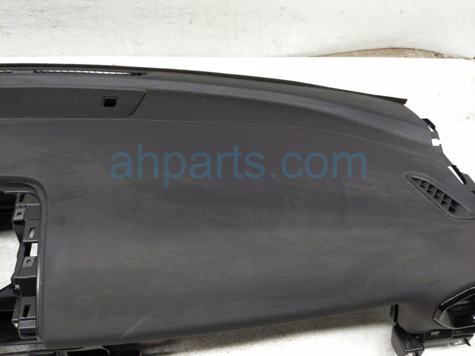 2025 Honda Pilot Dashboard W/ Airbag Black 77100 T90 A04ZA Replacement 2025 Honda Pilot Dashboard W/ Airbag Black 77100 T90 A04ZA Replacement thumbnail