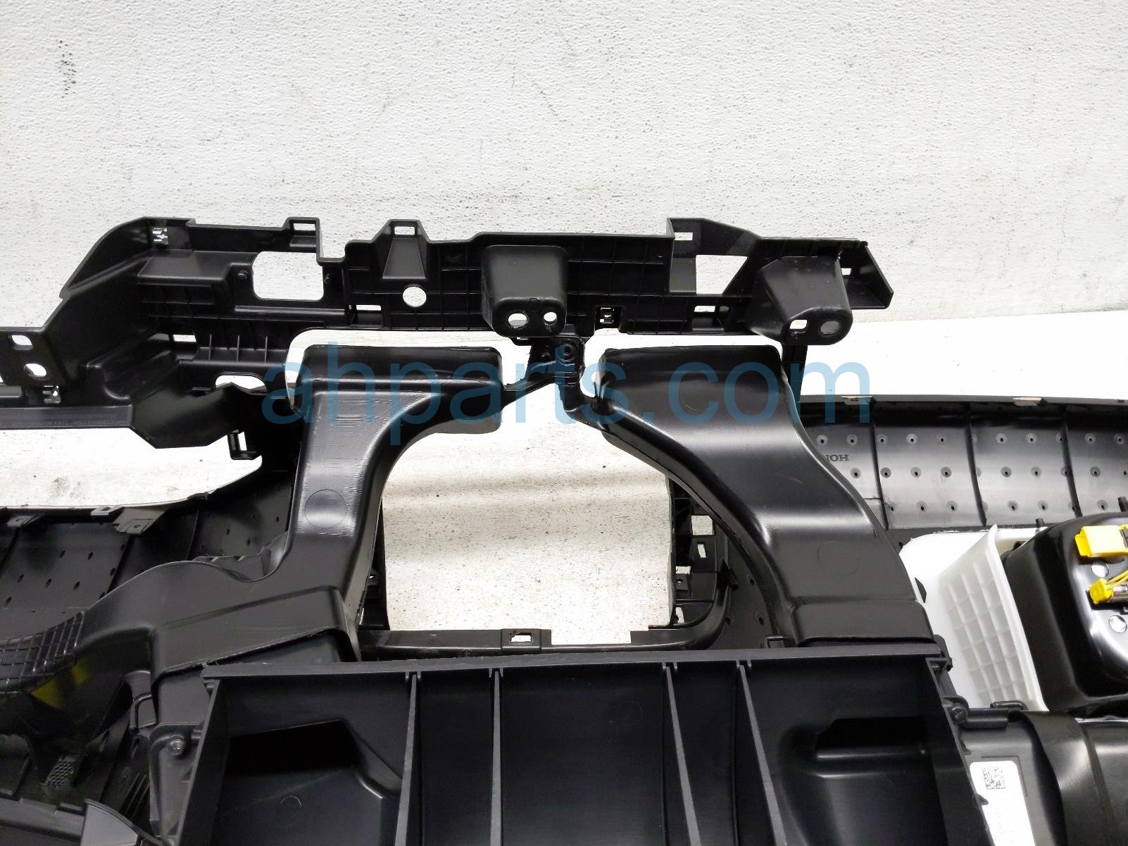 2025 Honda Pilot Dashboard W/ Airbag Black 77100 T90 A04ZA Replacement 2025 Honda Pilot Dashboard W/ Airbag Black 77100 T90 A04ZA Replacement thumbnail