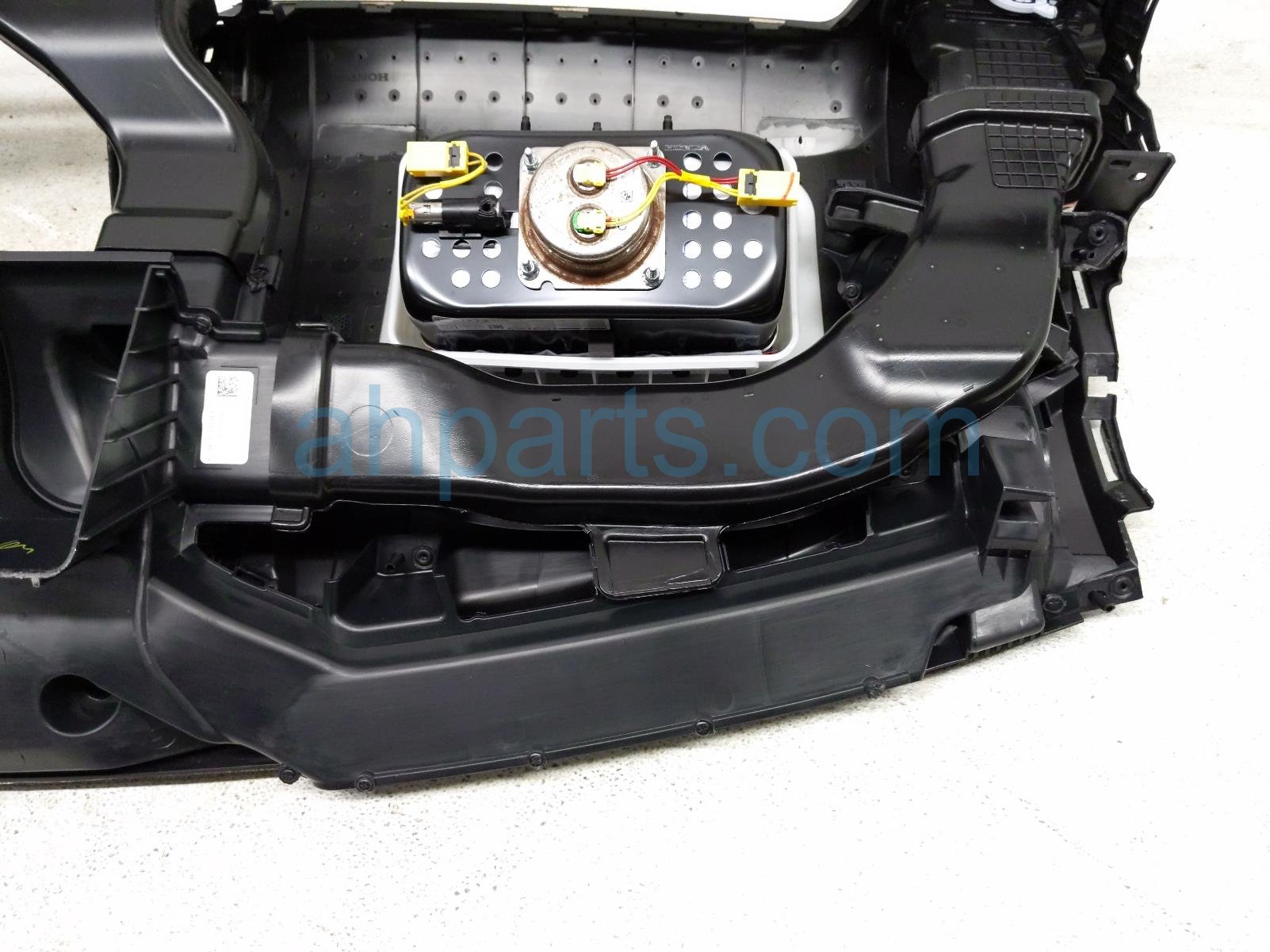 2025 Honda Pilot Dashboard W/ Airbag Black 77100 T90 A04ZA Replacement 2025 Honda Pilot Dashboard W/ Airbag Black 77100 T90 A04ZA Replacement thumbnail