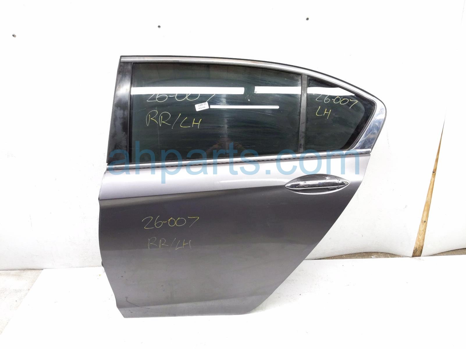 Honda RR/LH DOOR - GREY - NO INSIDE TRIM