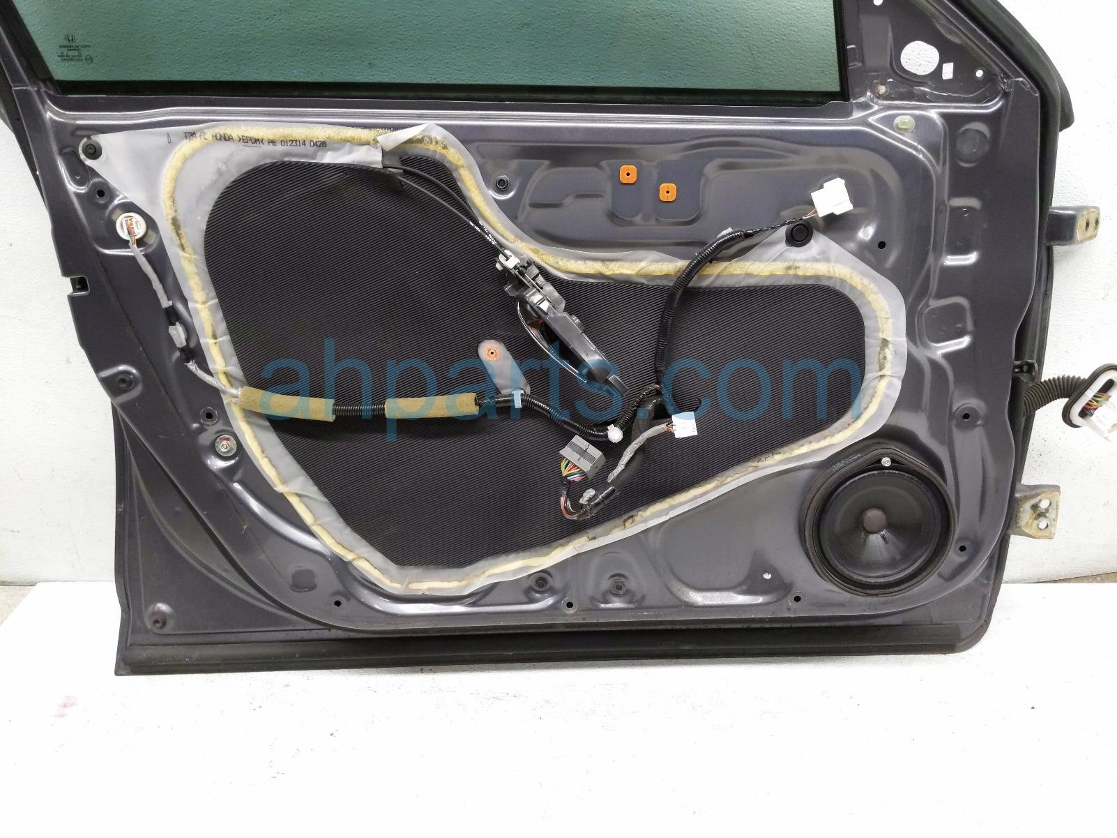 2014 Honda Accord Front Driver Door Grey No Mirror/trim 67050 T2A A90ZZ Replacement 2014 Honda Accord Front Driver Door Grey No Mirror/trim 67050 T2A A90ZZ Replacement thumbnail