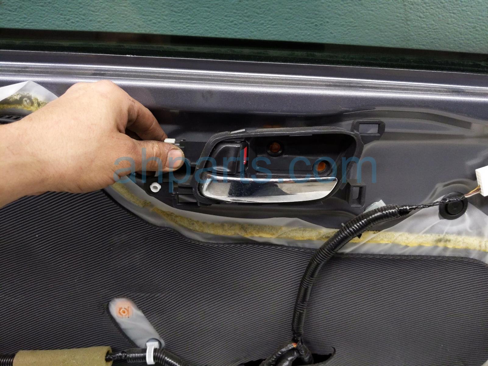 2014 Honda Accord Front Driver Door Grey No Mirror/trim 67050 T2A A90ZZ Replacement 2014 Honda Accord Front Driver Door Grey No Mirror/trim 67050 T2A A90ZZ Replacement thumbnail