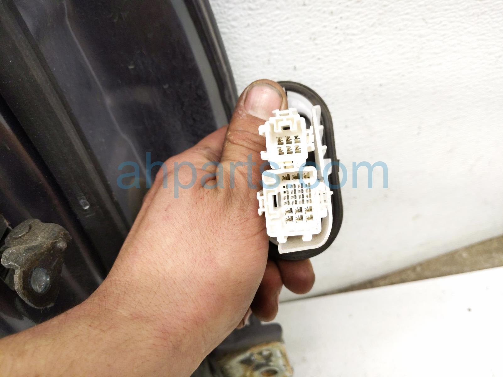 2014 Honda Accord Front Driver Door Grey No Mirror/trim 67050 T2A A90ZZ Replacement 2014 Honda Accord Front Driver Door Grey No Mirror/trim 67050 T2A A90ZZ Replacement thumbnail