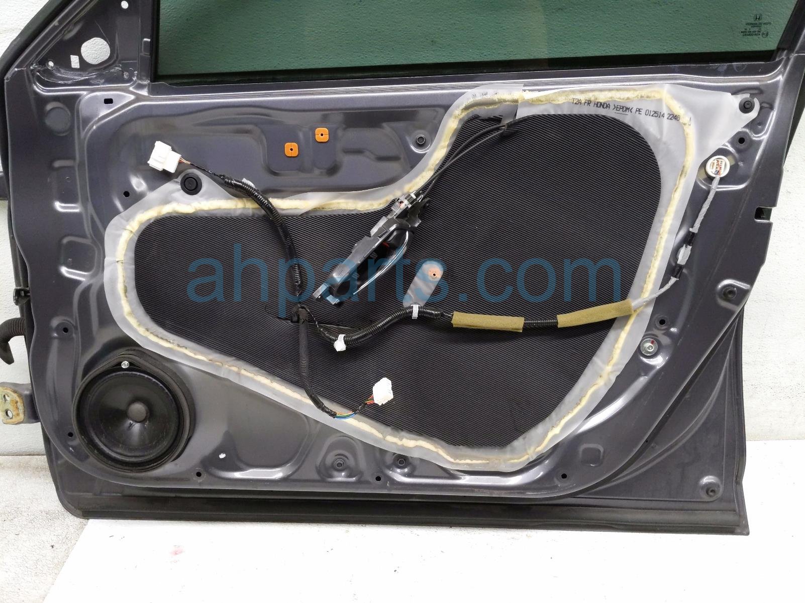 2014 Honda Accord Front Passenger Door Grey No Mirror/trim 67010 T2A A90ZZ Replacement 2014 Honda Accord Front Passenger Door Grey No Mirror/trim 67010 T2A A90ZZ Replacement thumbnail