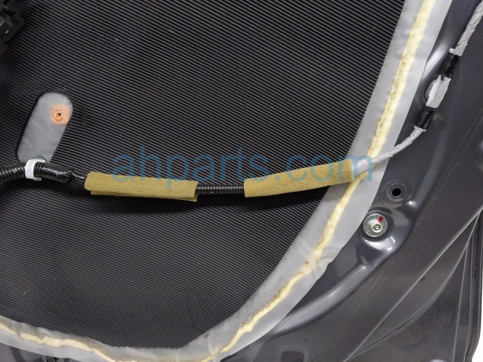 2014 Honda Accord Front Passenger Door Grey No Mirror/trim 67010 T2A A90ZZ Replacement 2014 Honda Accord Front Passenger Door Grey No Mirror/trim 67010 T2A A90ZZ Replacement thumbnail