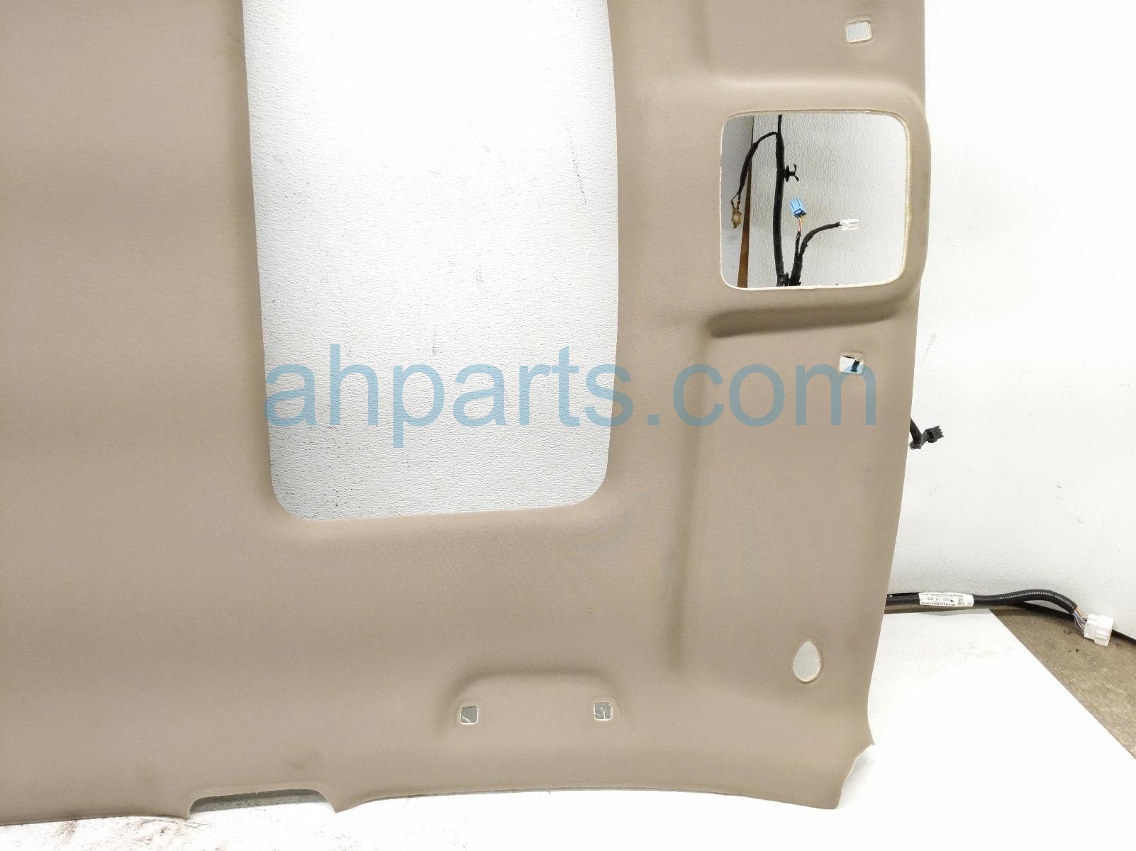 2021 Honda Pilot Roof Headliner / Sunroof Tan 83201 TG7 A52ZA Replacement 2021 Honda Pilot Roof Headliner / Sunroof Tan 83201 TG7 A52ZA Replacement thumbnail