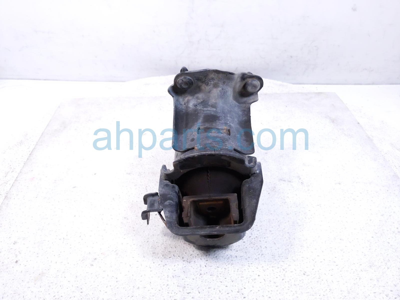 2022 Toyota Sienna Engine/motor Rear Engine Mount Brkt 2.5l Hyb 12371 F0210 Replacement 2022 Toyota Sienna Engine/motor Rear Engine Mount Brkt 2.5l Hyb 12371 F0210 Replacement thumbnail
