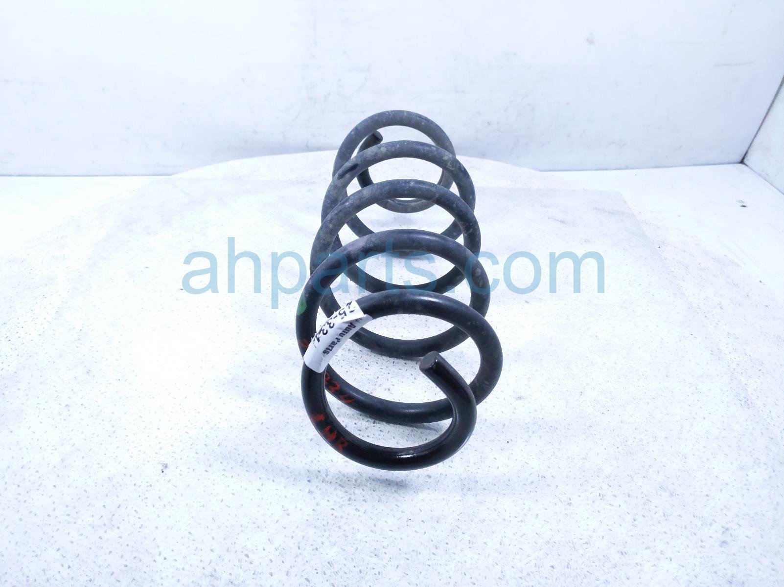 2022 Toyota Sienna Strut / / Shock Absorber Rear Driver Coil Spring Fwd 48231 08080 Replacement 2022 Toyota Sienna Strut / / Shock Absorber Rear Driver Coil Spring Fwd 48231 08080 Replacement thumbnail