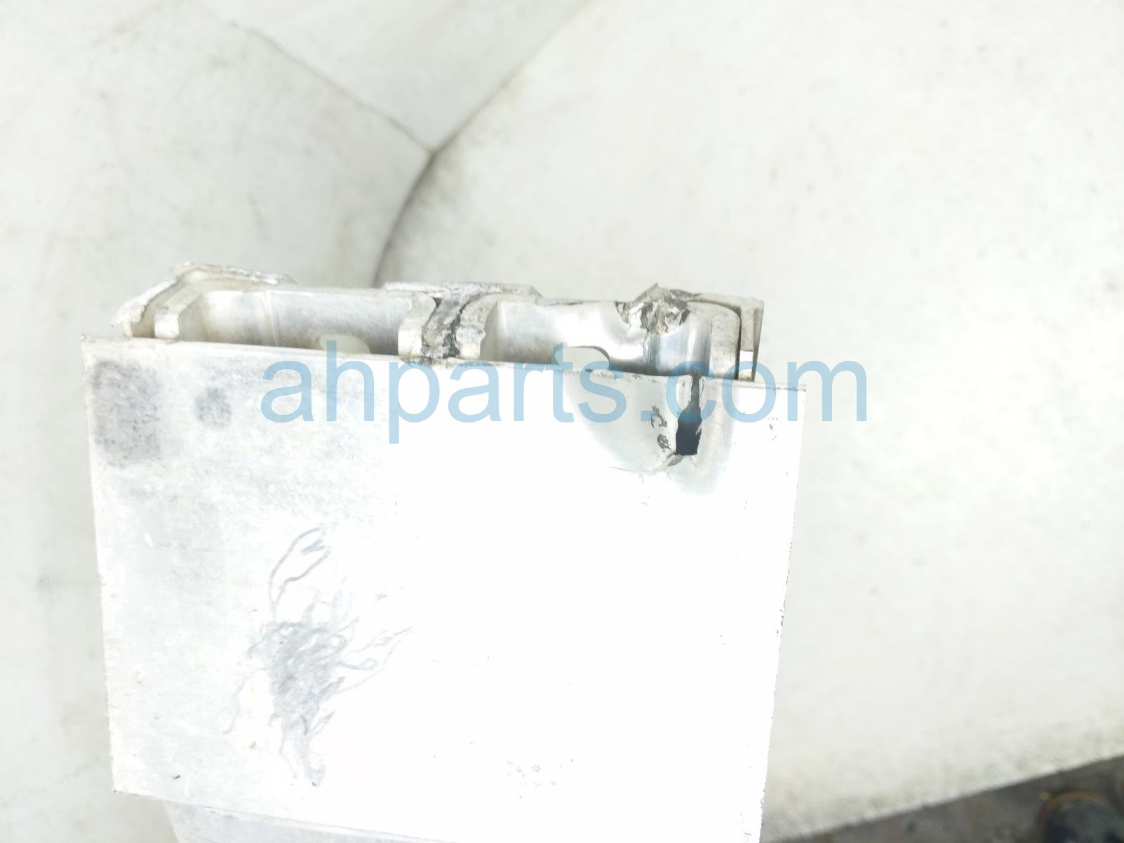 2022 Toyota Sienna Beam Front Bumper Upper Reinforcement Bar 52021 08050 Replacement 2022 Toyota Sienna Beam Front Bumper Upper Reinforcement Bar 52021 08050 Replacement thumbnail