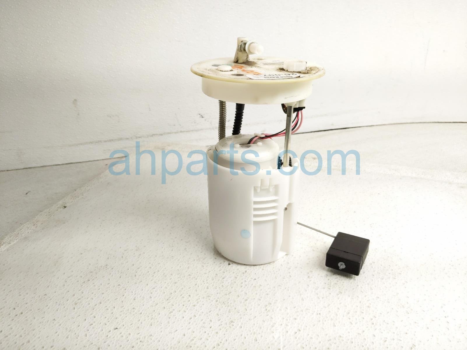 Honda GAS / FUEL PUMP (TANK MOUNTED)