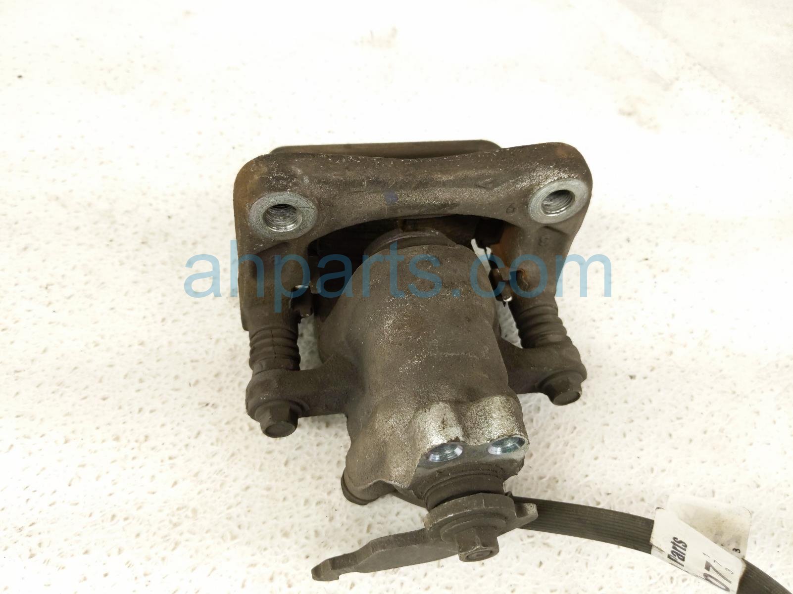 2014 Honda Accord Rear Passenger Brake Caliper 43018 T2M P01 Replacement 2014 Honda Accord Rear Passenger Brake Caliper 43018 T2M P01 Replacement thumbnail