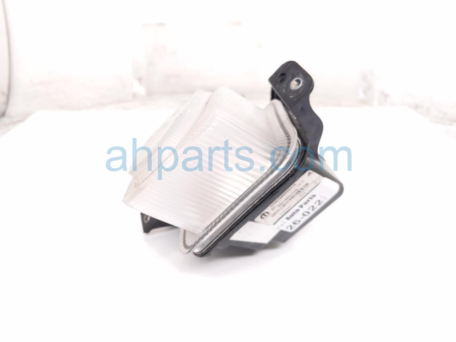 2018 Jeep Renegade Front Passenger Park & Turn Signal Lamp Assy 68576890AA Replacement 2018 Jeep Renegade Front Passenger Park & Turn Signal Lamp Assy 68576890AA Replacement thumbnail