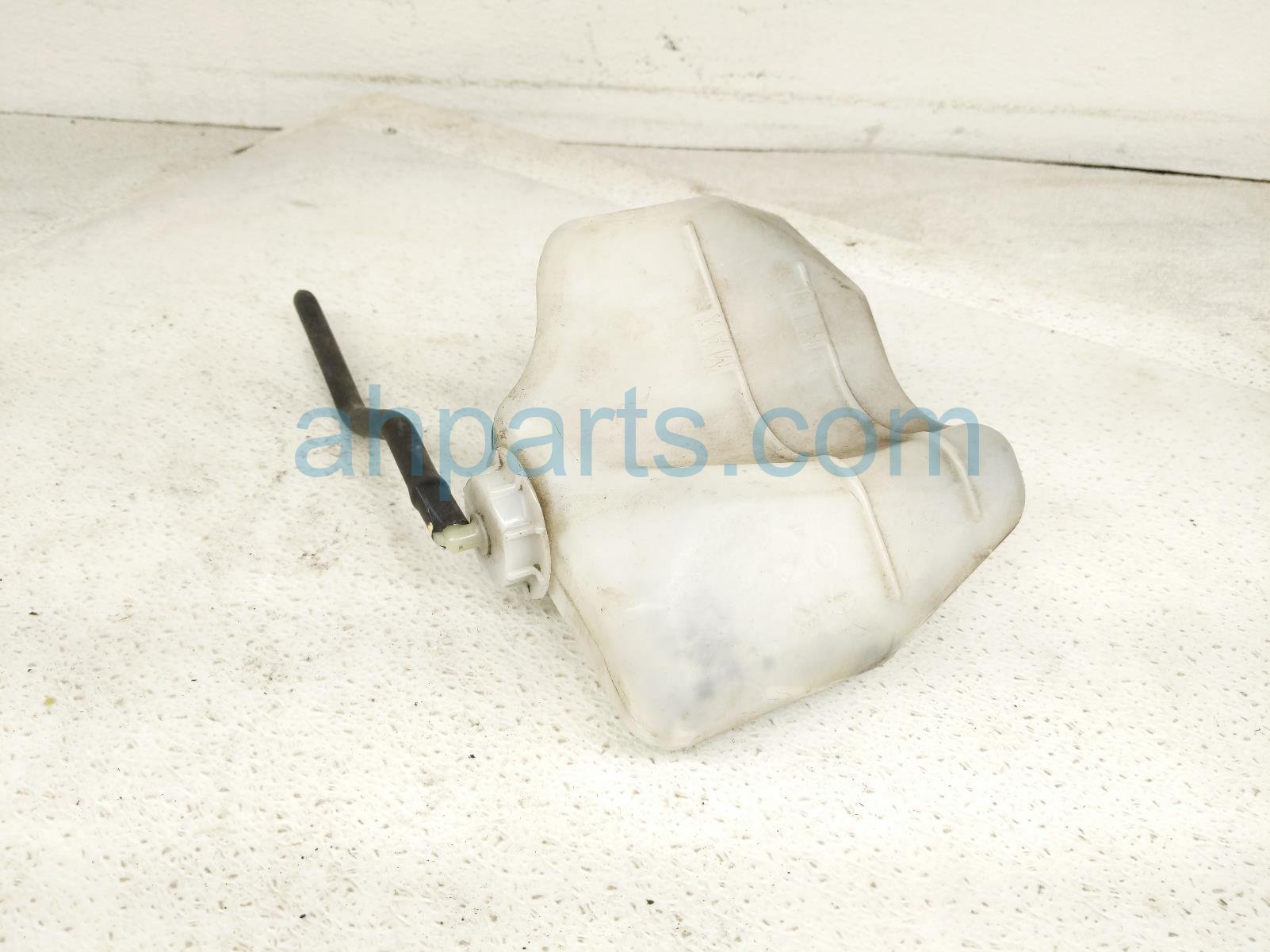 2014 Honda Accord Coolant Overflow Reservoir Tank 19101 5A2 A00 Replacement 2014 Honda Accord Coolant Overflow Reservoir Tank 19101 5A2 A00 Replacement thumbnail