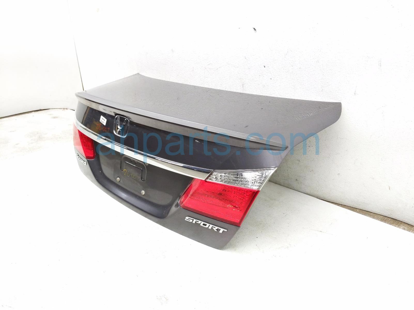 2014 Honda Accord Trunk / Decklid W/spoiler Gray 68500 T2F A30ZZ Replacement 2014 Honda Accord Trunk / Decklid W/spoiler Gray 68500 T2F A30ZZ Replacement thumbnail
