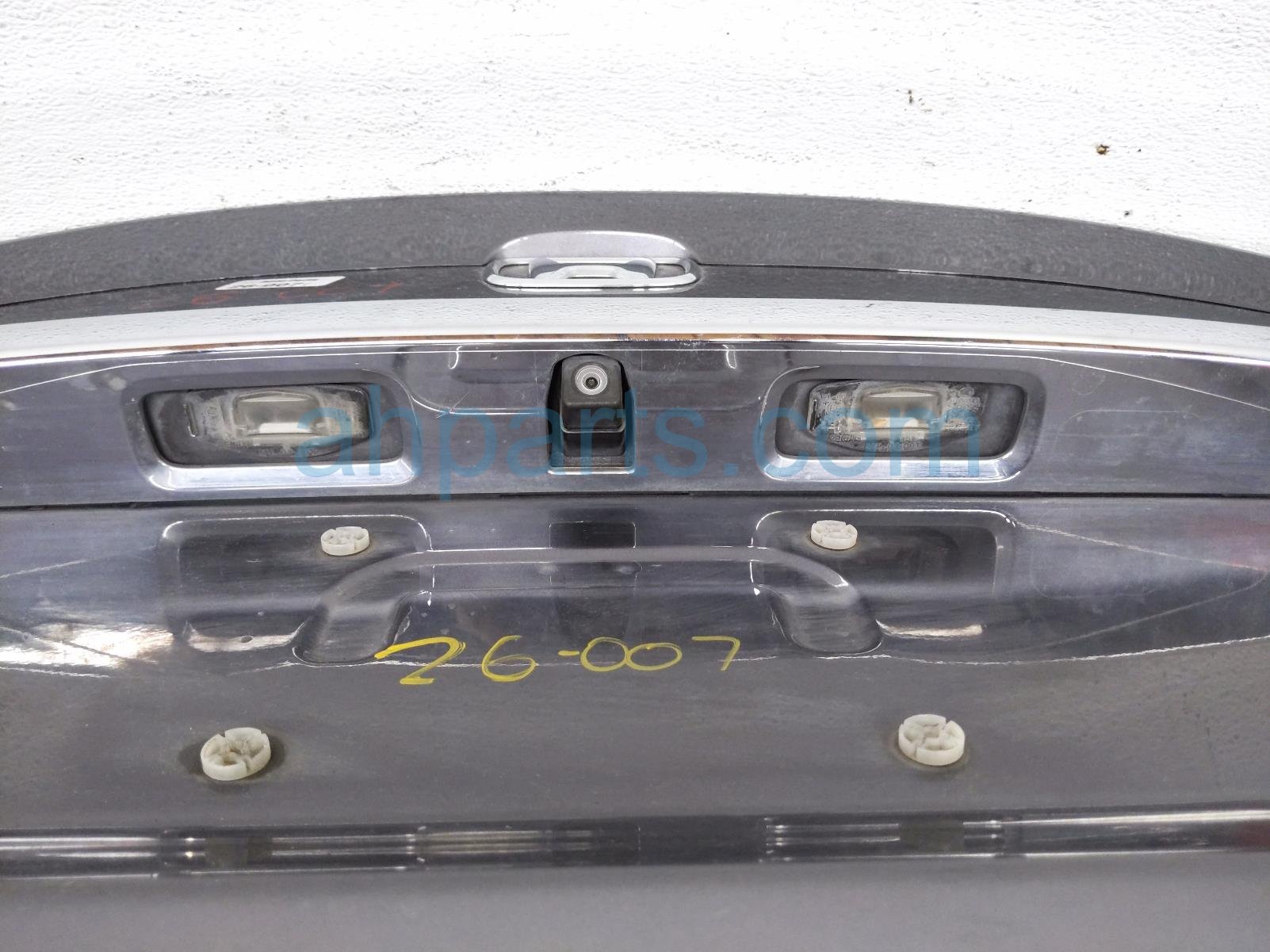 2014 Honda Accord Trunk / Decklid W/spoiler Gray 68500 T2F A30ZZ Replacement 2014 Honda Accord Trunk / Decklid W/spoiler Gray 68500 T2F A30ZZ Replacement thumbnail