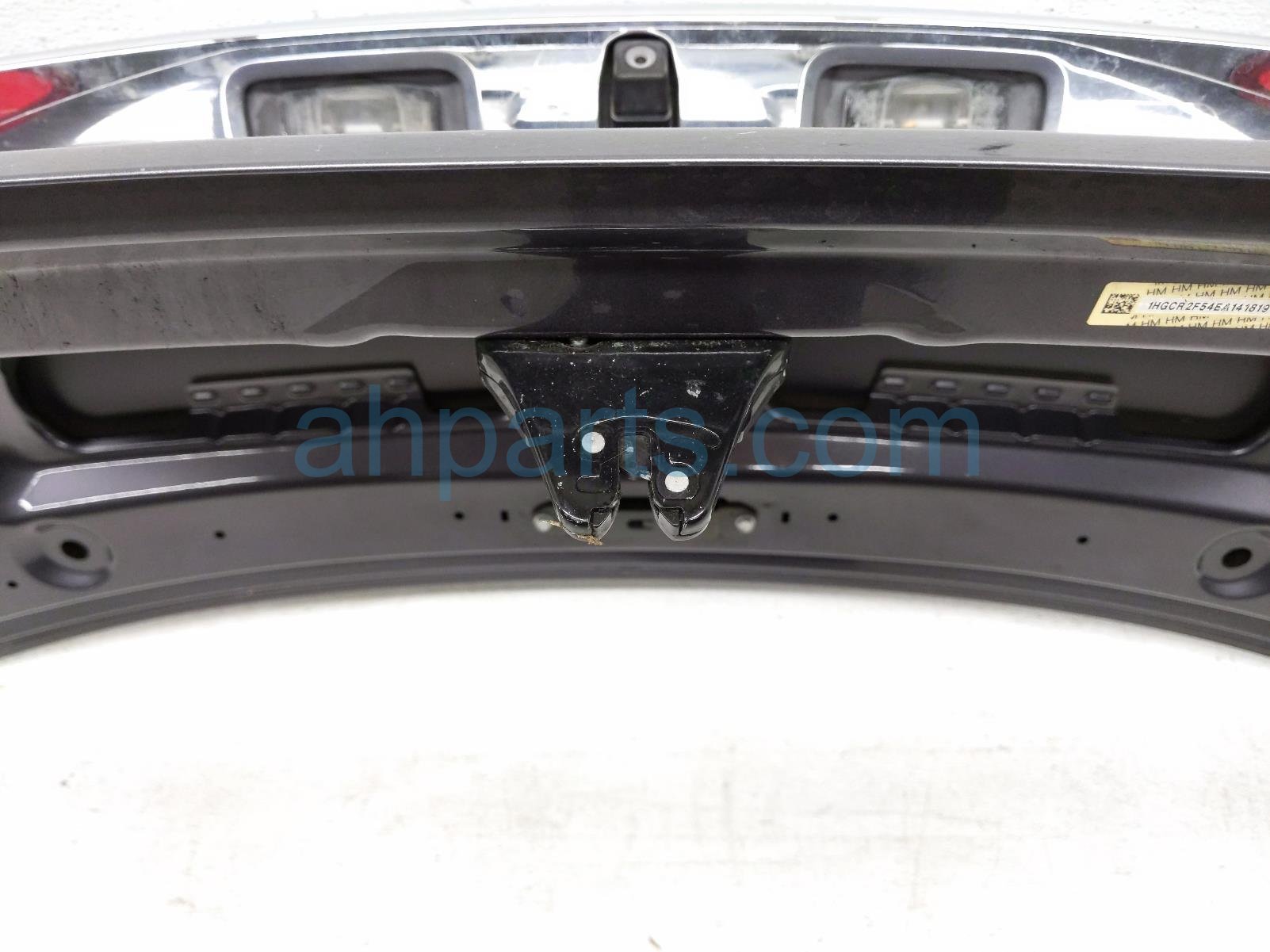 2014 Honda Accord Trunk / Decklid W/spoiler Gray 68500 T2F A30ZZ Replacement 2014 Honda Accord Trunk / Decklid W/spoiler Gray 68500 T2F A30ZZ Replacement thumbnail