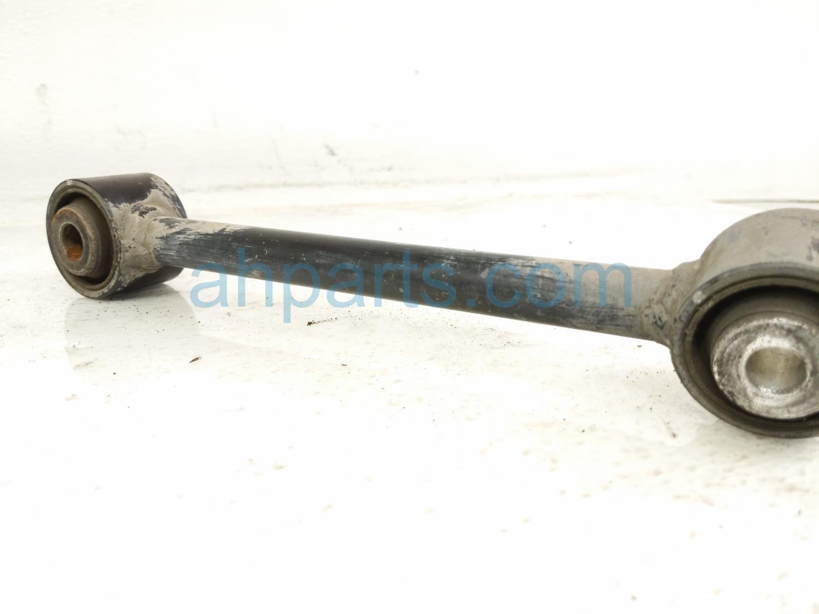 2014 Honda Accord Rear Driver Center Lower Control Arm 52345 TA0 A00 Replacement 2014 Honda Accord Rear Driver Center Lower Control Arm 52345 TA0 A00 Replacement thumbnail