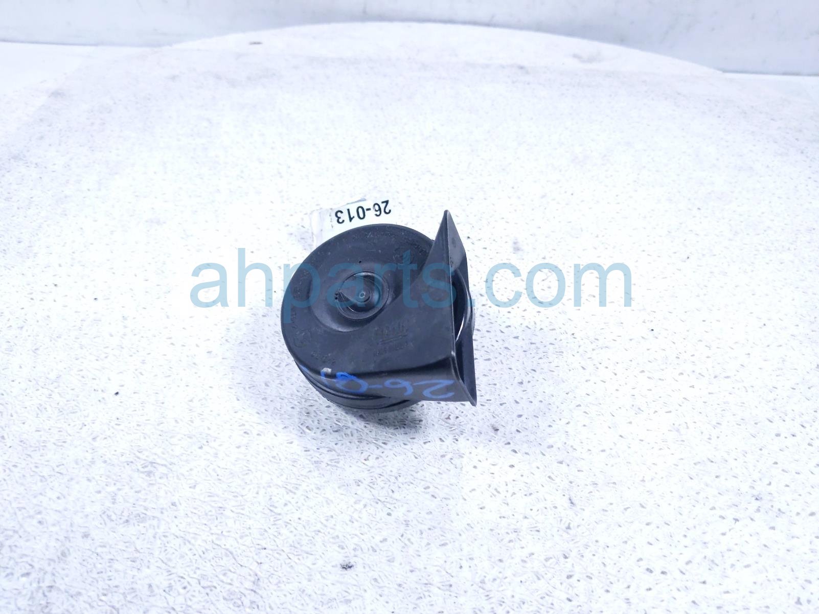 2017 Ford Fusion Horn Assy HG9Z 13801 A Replacement 2017 Ford Fusion Horn Assy HG9Z 13801 A Replacement thumbnail