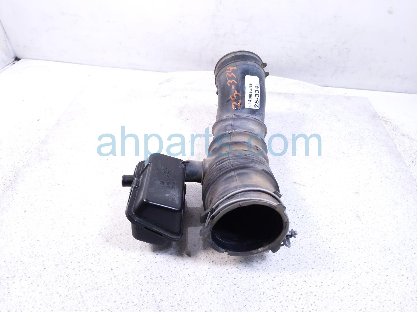 2022 Toyota Sienna Air Cleaner Intake Tube W/resonator 17881 F0160 Replacement 2022 Toyota Sienna Air Cleaner Intake Tube W/resonator 17881 F0160 Replacement thumbnail