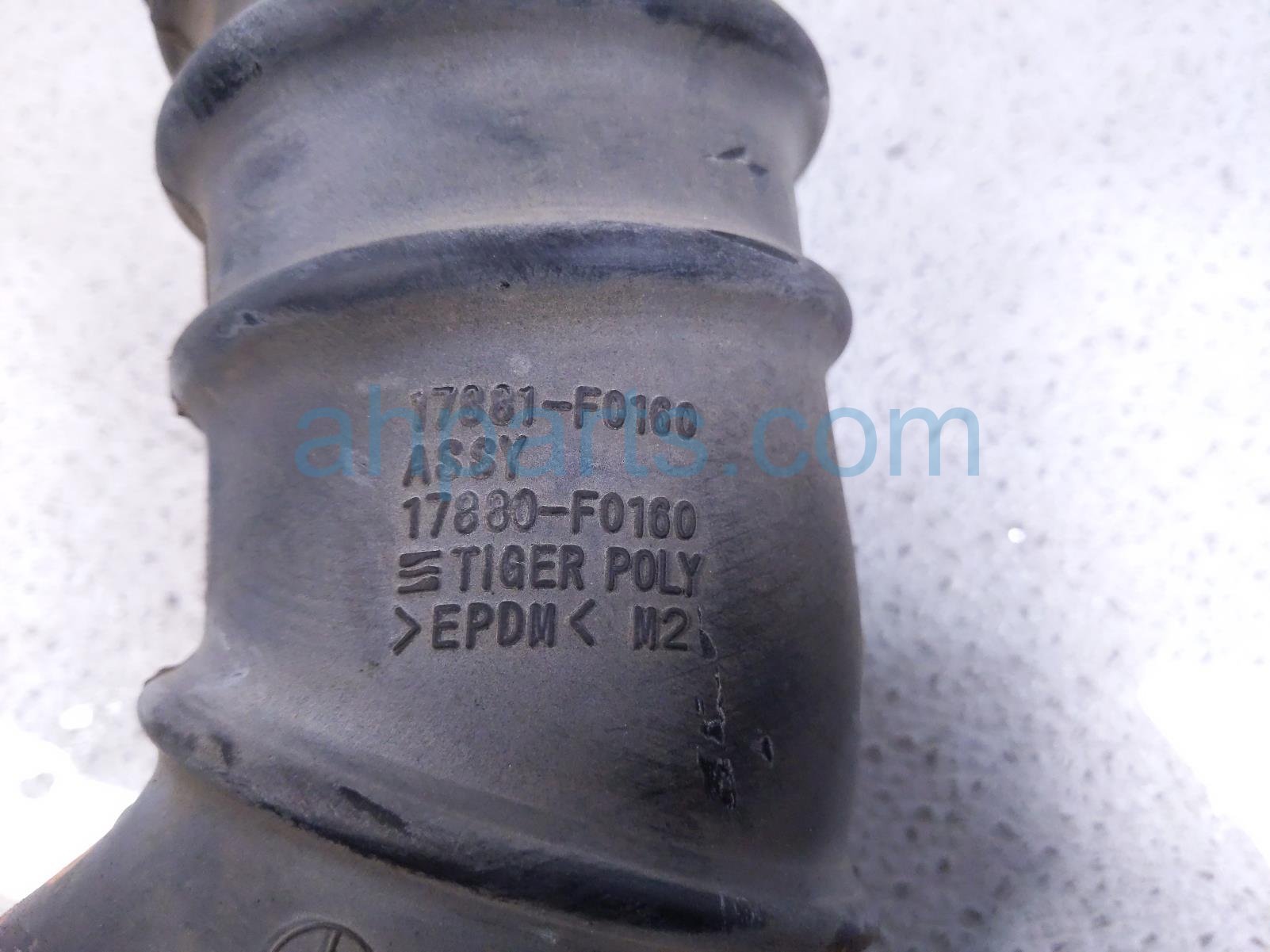 2022 Toyota Sienna Air Cleaner Intake Tube W/resonator 17881 F0160 Replacement 2022 Toyota Sienna Air Cleaner Intake Tube W/resonator 17881 F0160 Replacement thumbnail