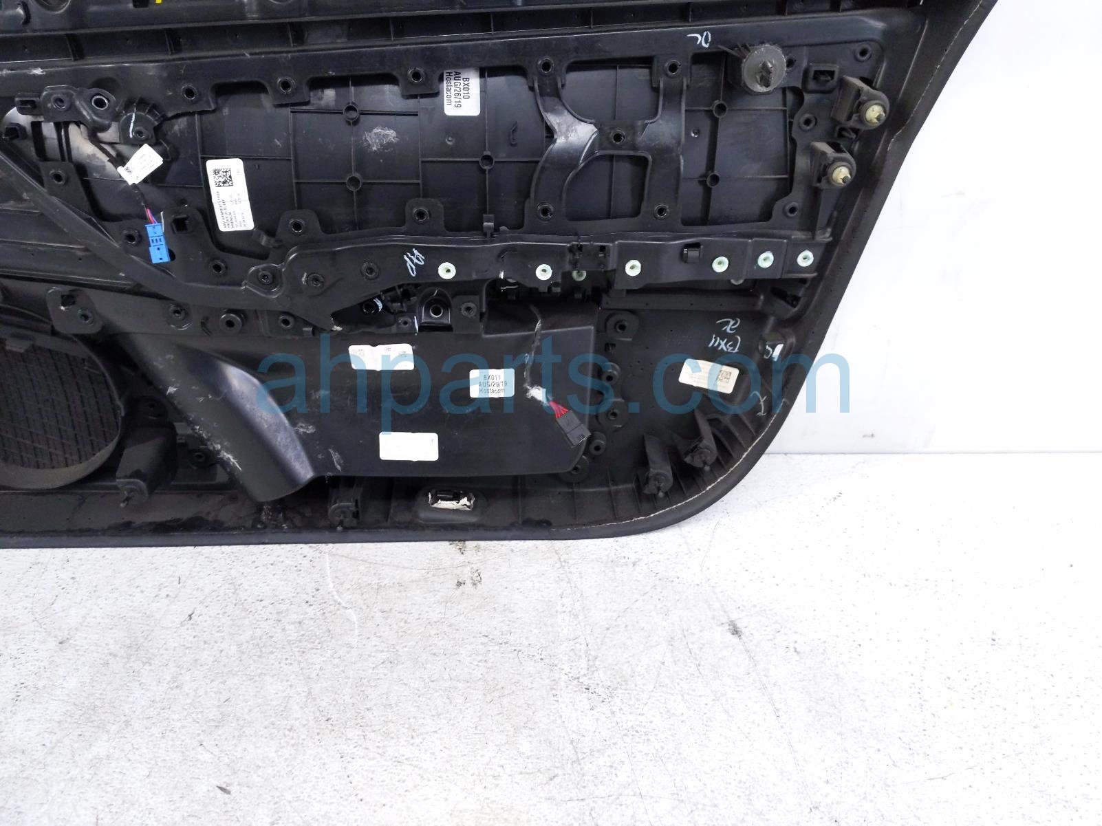 2019 Tesla Tesla 3 Trim / Liner Front Driver Interior Door Panel Black 1090409 91 K Replacement 2019 Tesla Tesla 3 Trim / Liner Front Driver Interior Door Panel Black 1090409 91 K Replacement thumbnail