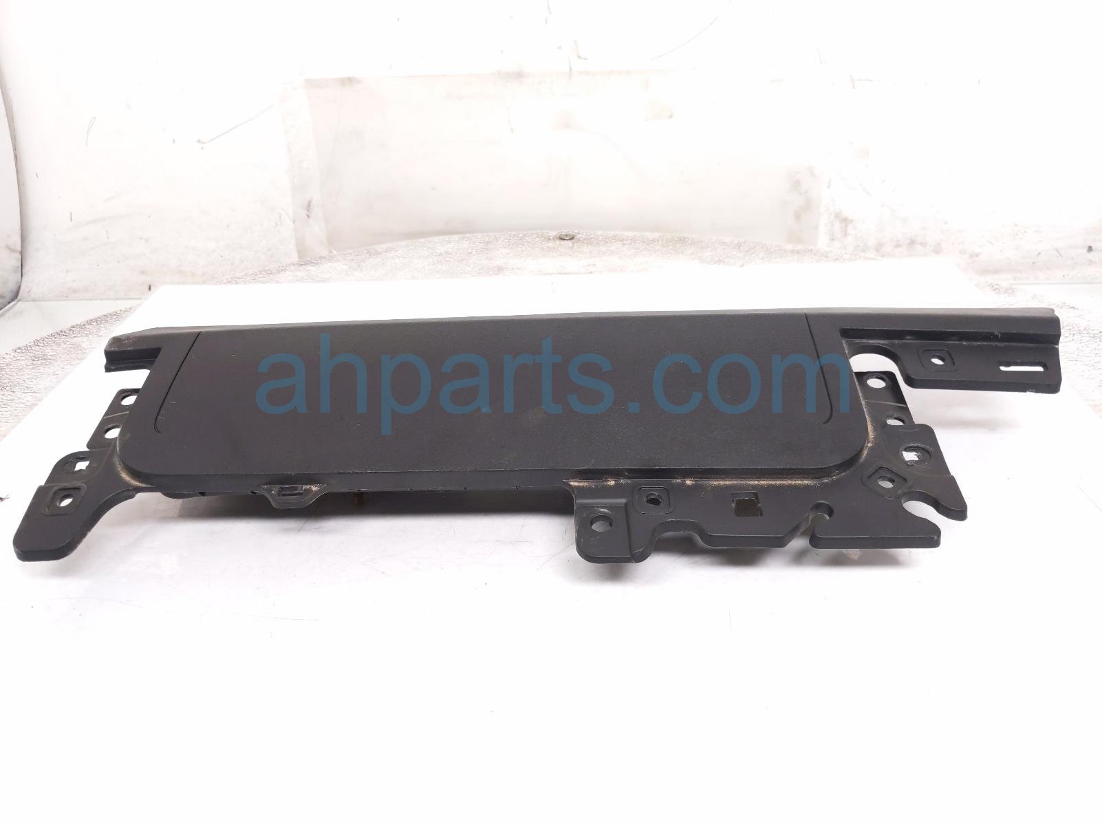 Tesla PASSENGER KNEE AIR BAG - BLACK