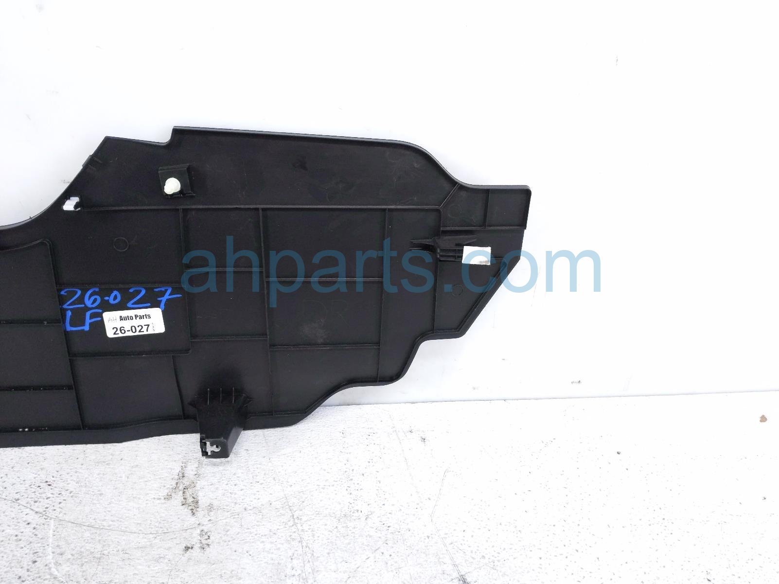 2025 Honda Pilot Driver Console Side Trim Garnish Black 83416 T90 A01ZA Replacement 2025 Honda Pilot Driver Console Side Trim Garnish Black 83416 T90 A01ZA Replacement thumbnail