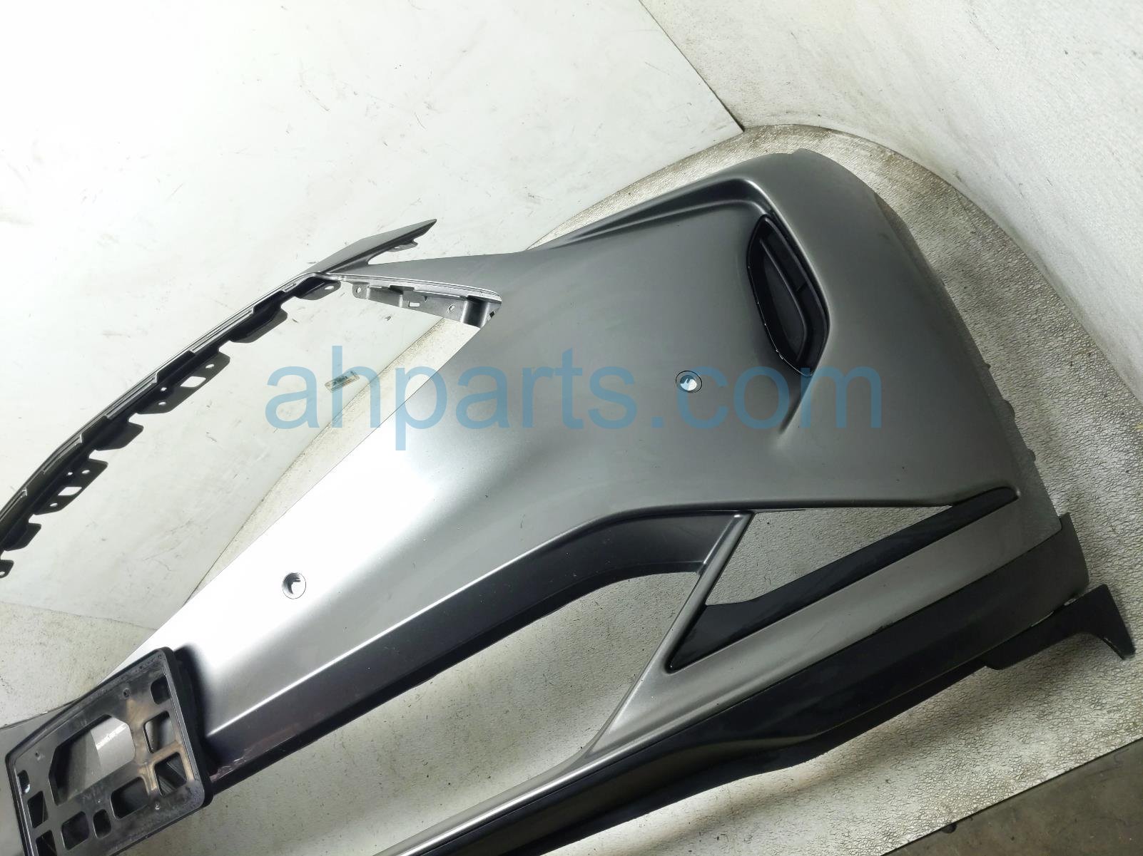 2022 Acura MDX Front Bumper Cover Grey 04711 TYA A10ZZ Replacement 2022 Acura MDX Front Bumper Cover Grey 04711 TYA A10ZZ Replacement thumbnail