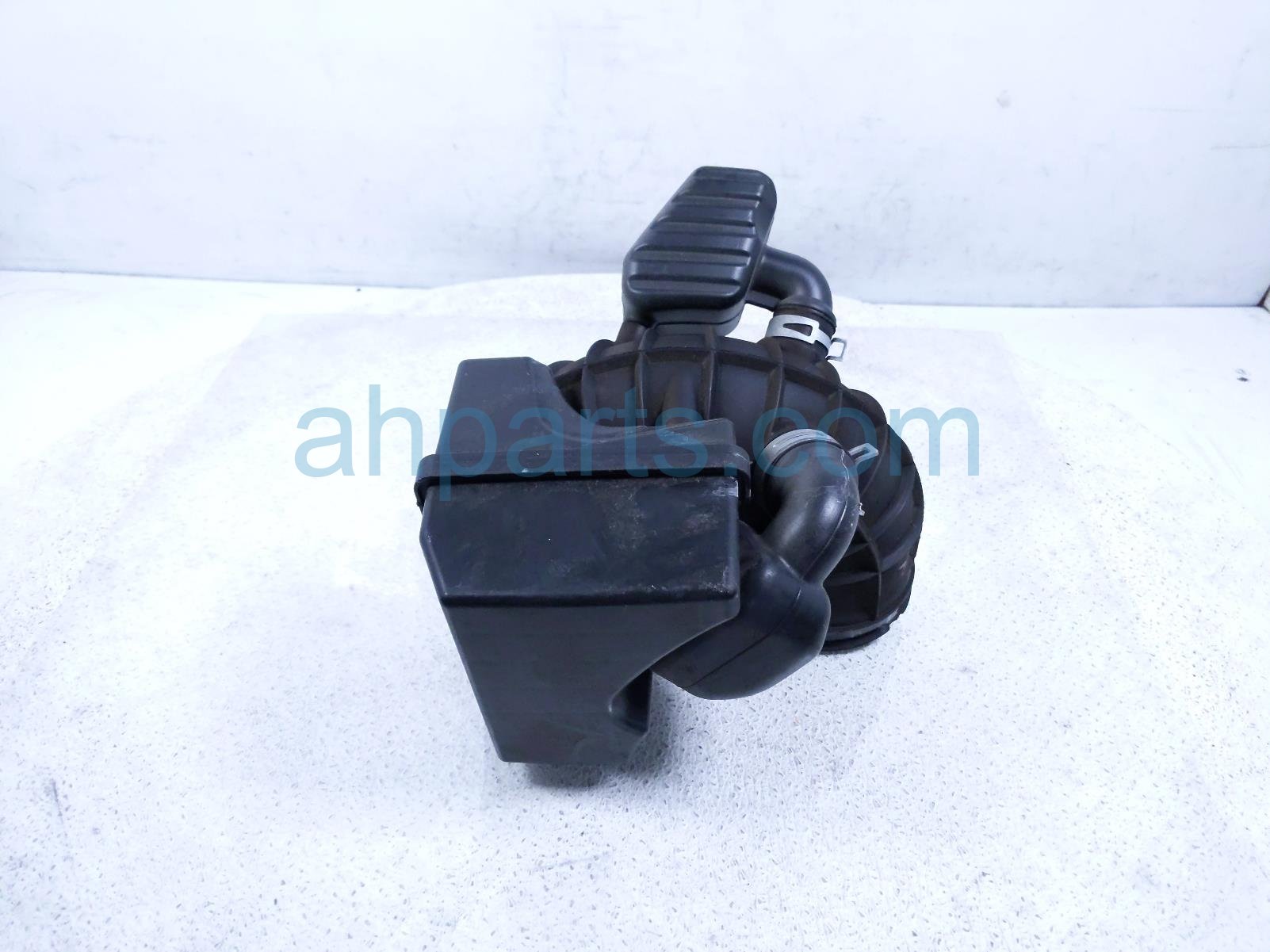 Acura AIR INTAKE FLOW TUBE ASSY