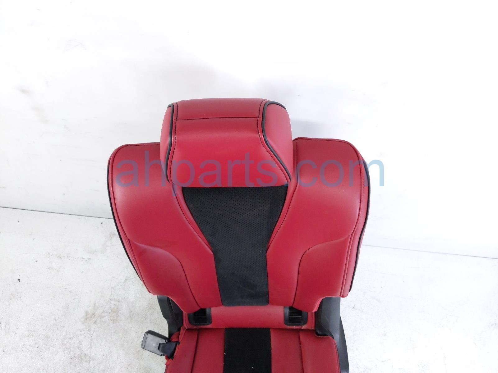 2022 Acura MDX Rear / Back (2nd Row) 2nd Row Driver Seat Red Leather 81732 TYA A21 Replacement 2022 Acura MDX Rear / Back (2nd Row) 2nd Row Driver Seat Red Leather 81732 TYA A21 Replacement thumbnail