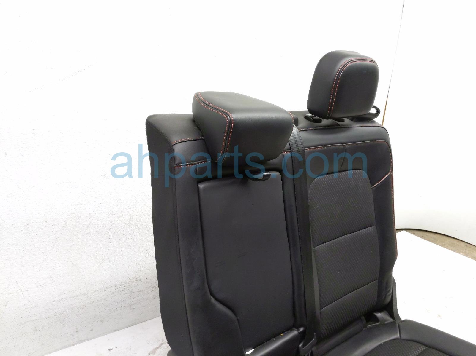 2023 Ford Escape Rear Back (2nd Row) 2nd Row Driver Seat Blk W/red PJ6Z 7866601 EA Replacement 2023 Ford Escape Rear Back (2nd Row) 2nd Row Driver Seat Blk W/red PJ6Z 7866601 EA Replacement thumbnail