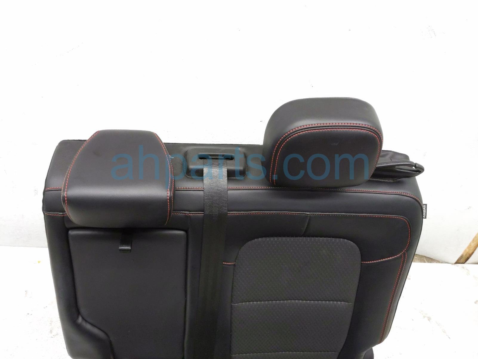 2023 Ford Escape Rear Back (2nd Row) 2nd Row Driver Seat Blk W/red PJ6Z 7866601 EA Replacement 2023 Ford Escape Rear Back (2nd Row) 2nd Row Driver Seat Blk W/red PJ6Z 7866601 EA Replacement thumbnail