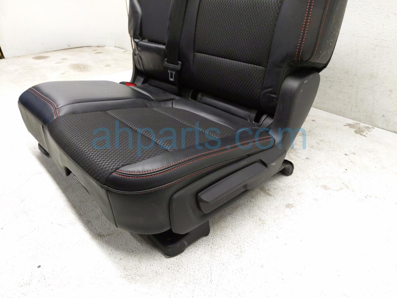 2023 Ford Escape Rear Back (2nd Row) 2nd Row Driver Seat Blk W/red PJ6Z 7866601 EA Replacement 2023 Ford Escape Rear Back (2nd Row) 2nd Row Driver Seat Blk W/red PJ6Z 7866601 EA Replacement thumbnail