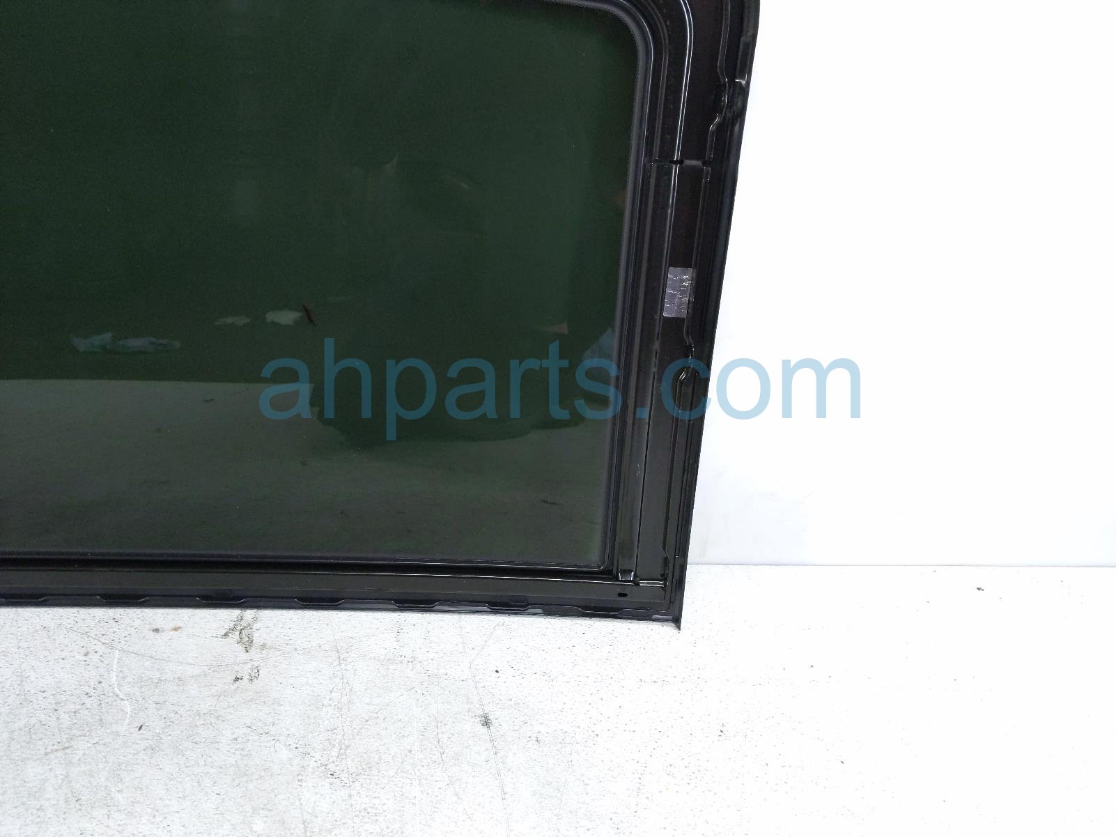 2022 Acura MDX Sunroof / Front Sun Roof Glass Window 70251 TJB A01 Replacement 2022 Acura MDX Sunroof / Front Sun Roof Glass Window 70251 TJB A01 Replacement thumbnail