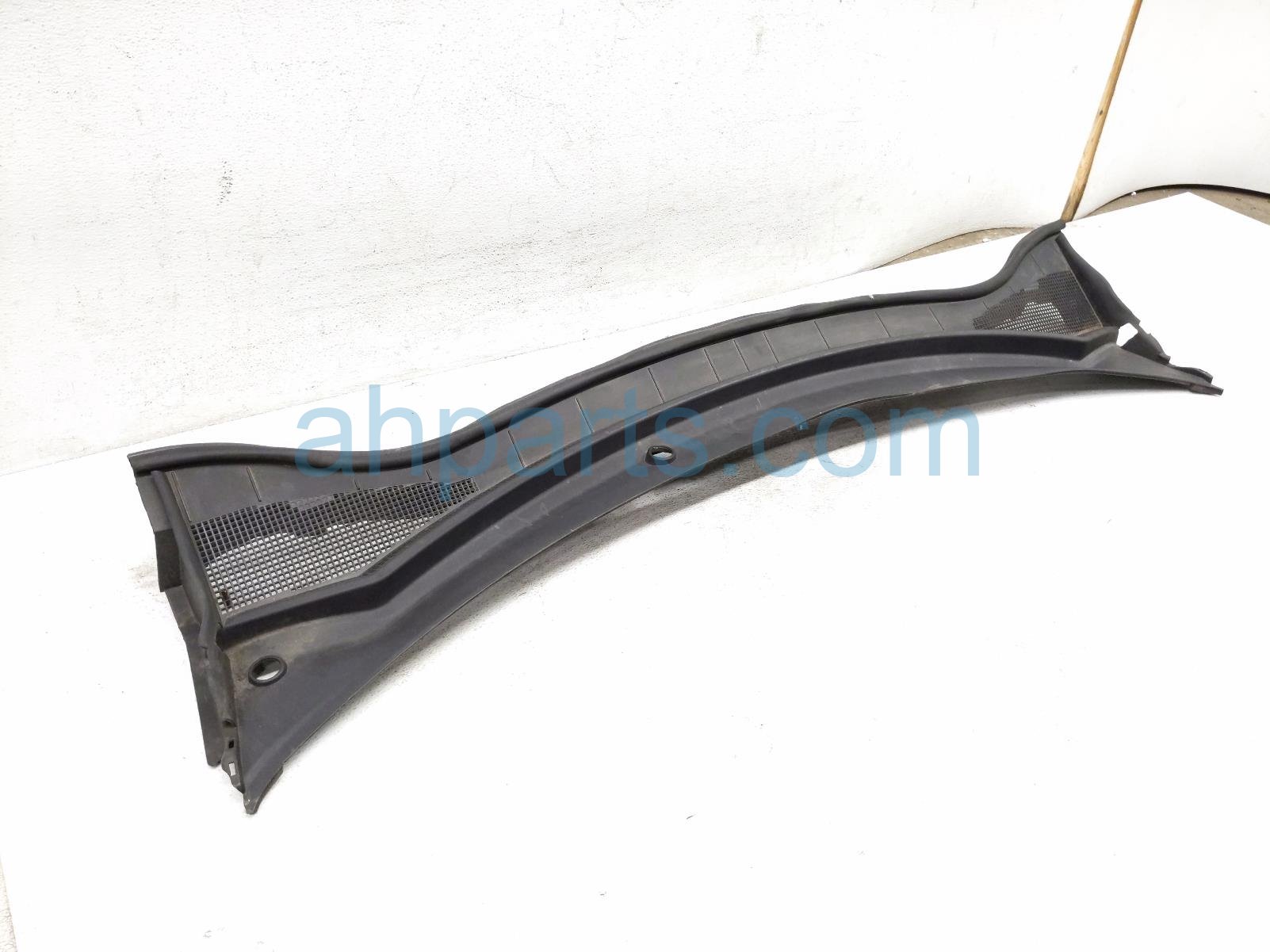 2023 Ford Escape Cover Windshield Cowl Vent Grille Panel LJ6B S02216 A Replacement 2023 Ford Escape Cover Windshield Cowl Vent Grille Panel LJ6B S02216 A Replacement thumbnail