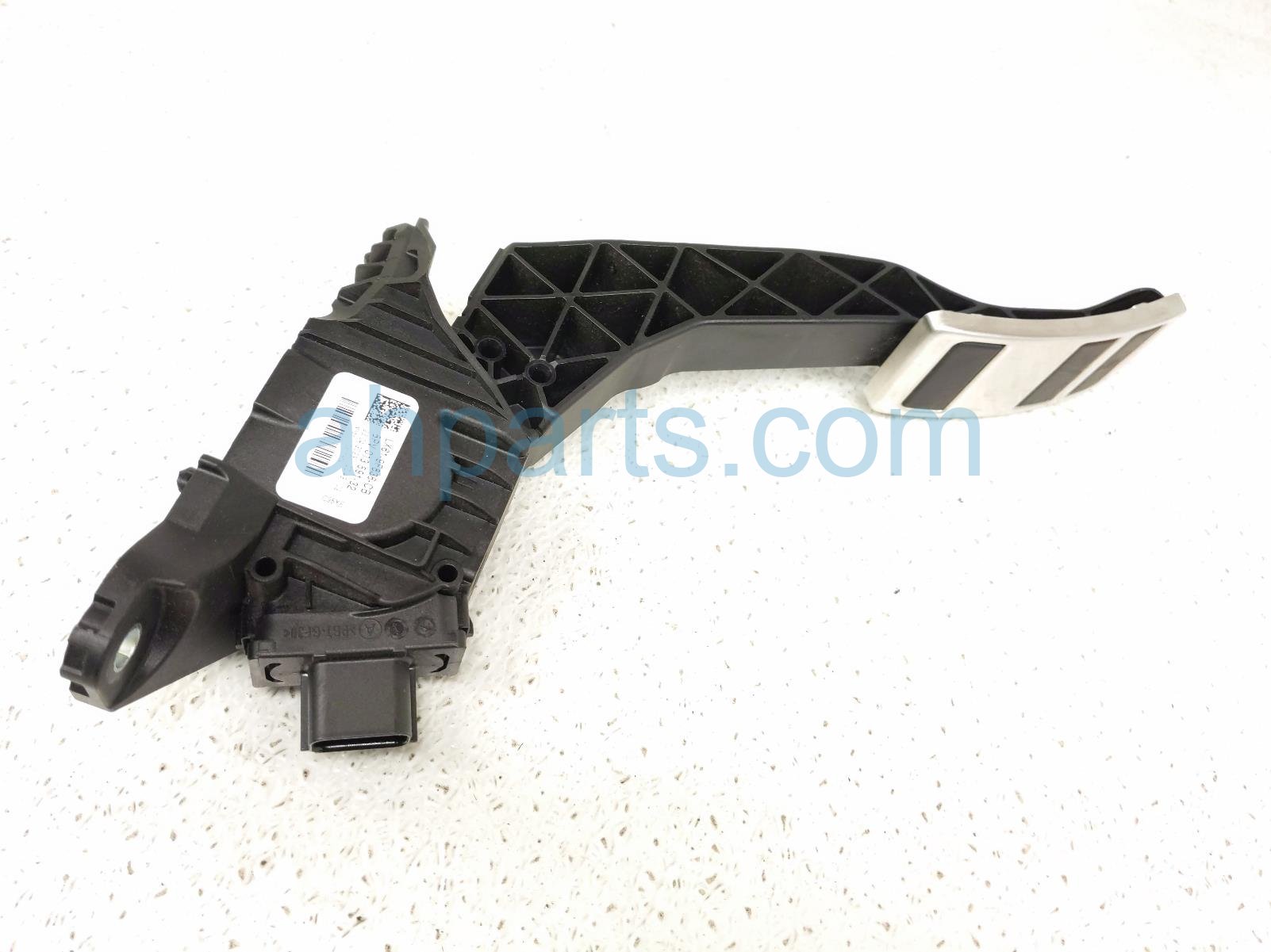 2023 Ford Escape Gas / Accelerator Pedal Assy 1.5l LX61 9F836 CB Replacement 2023 Ford Escape Gas / Accelerator Pedal Assy 1.5l LX61 9F836 CB Replacement thumbnail