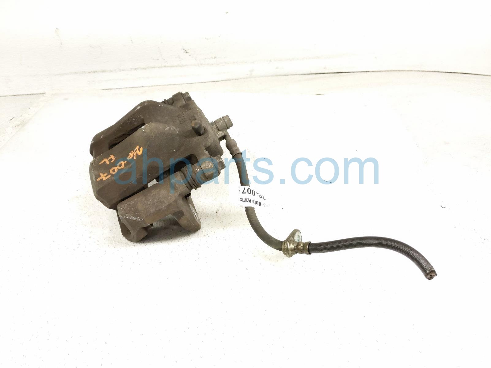 Honda FR/LH BRAKE CALIPER