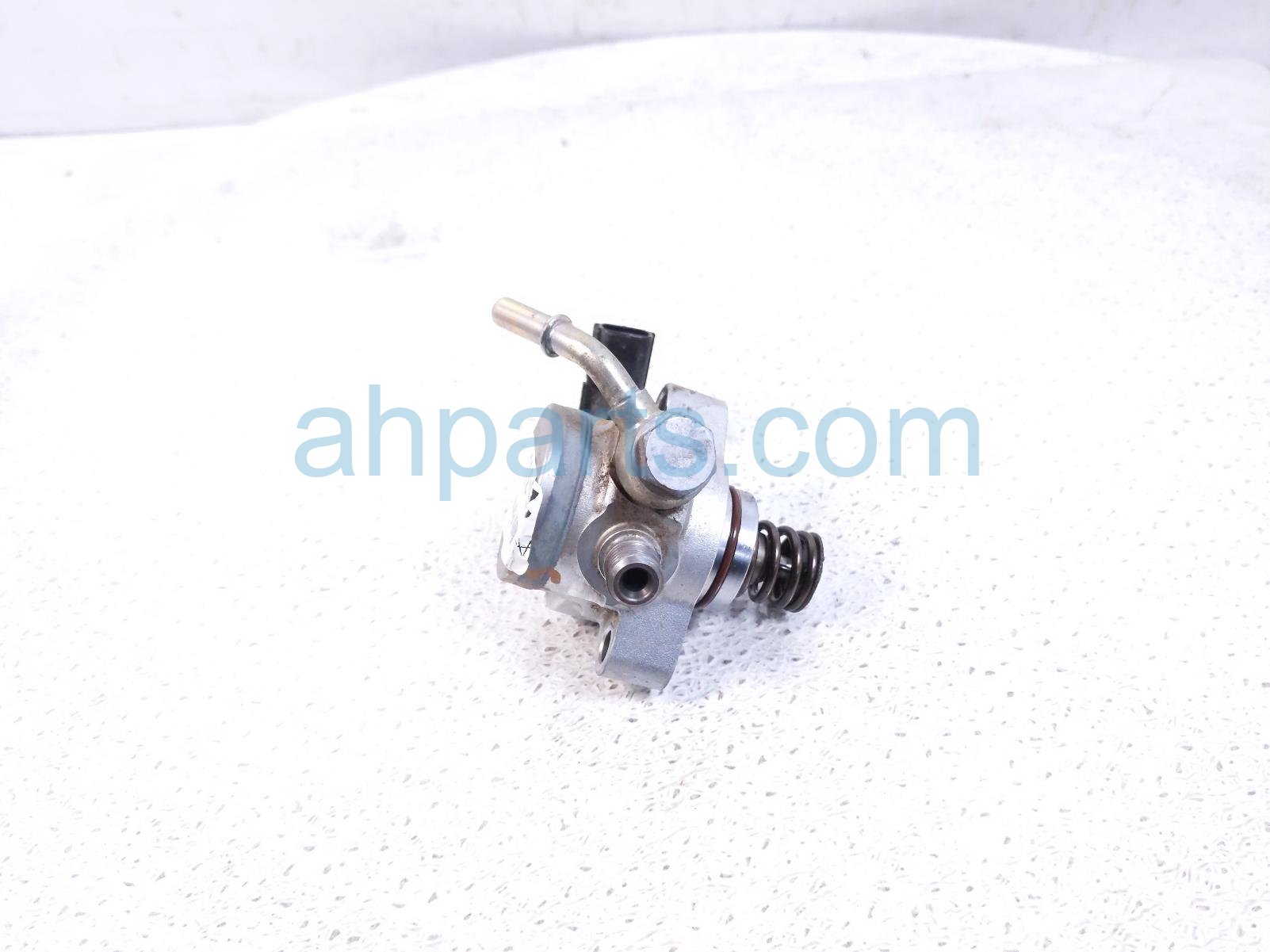 2020 Mazda 6 High Pressure Fuel Pump Engine Mtd PYFB 20 3F0 Replacement 2020 Mazda 6 High Pressure Fuel Pump Engine Mtd PYFB 20 3F0 Replacement thumbnail