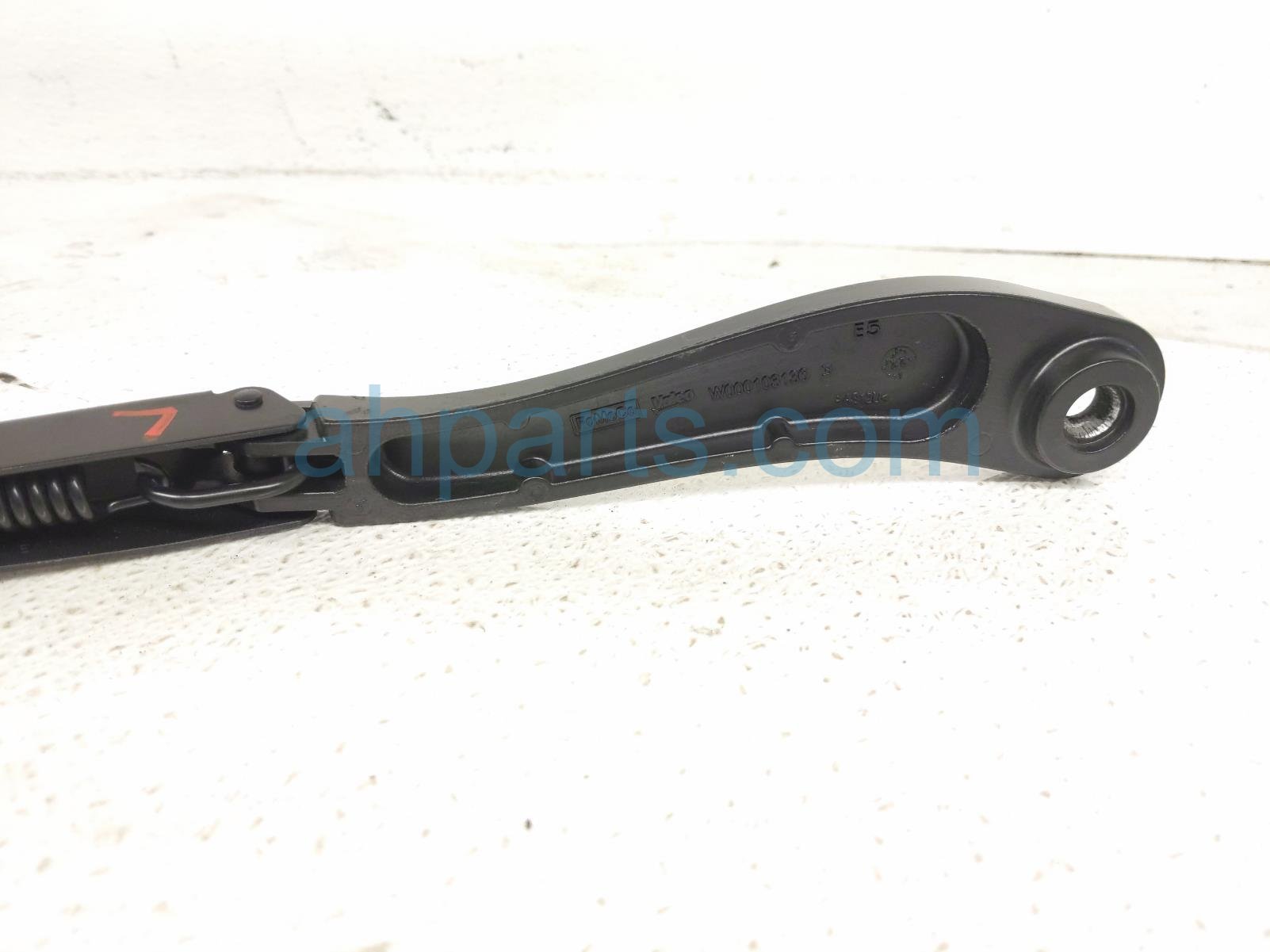 2023 Ford Escape Driver Windshield Wiper Arm LJ6Z 17527 A Replacement 2023 Ford Escape Driver Windshield Wiper Arm LJ6Z 17527 A Replacement thumbnail