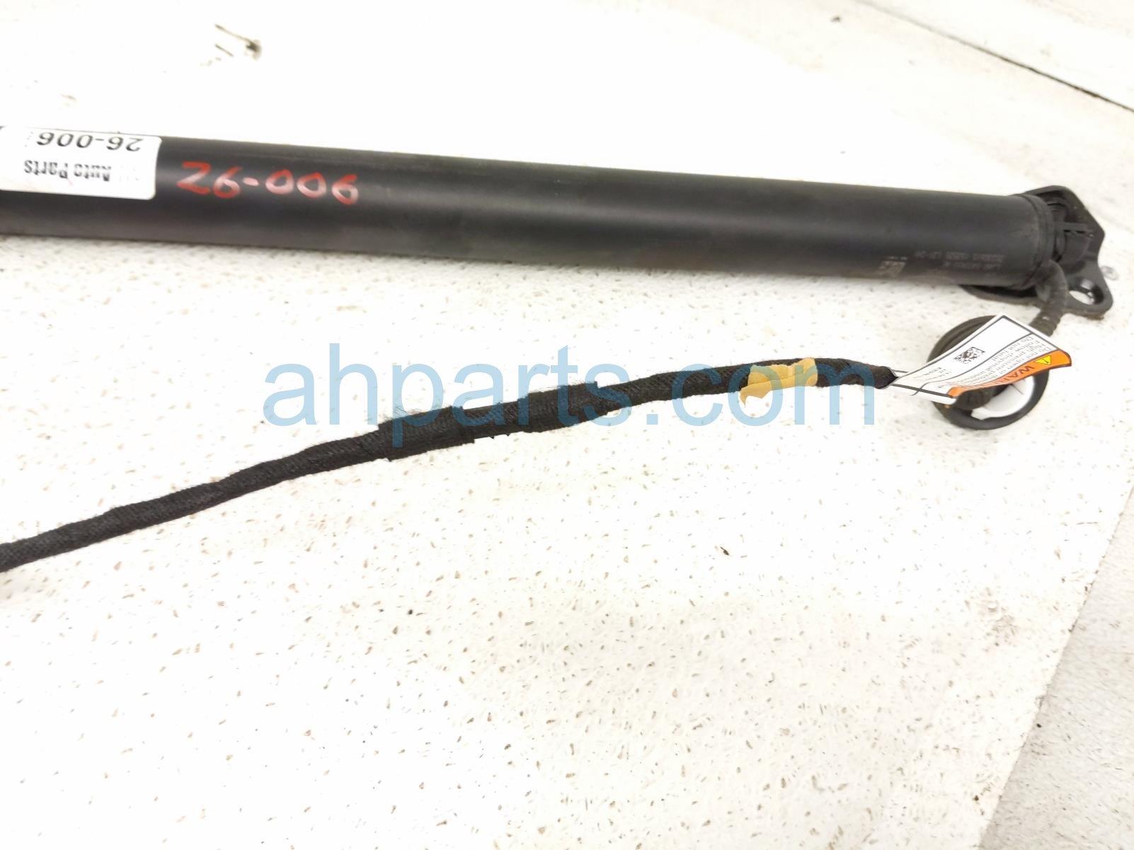 2023 Ford Escape Rear Driver Power Liftgate Strut LJ6B S402A55 AE Replacement 2023 Ford Escape Rear Driver Power Liftgate Strut LJ6B S402A55 AE Replacement thumbnail