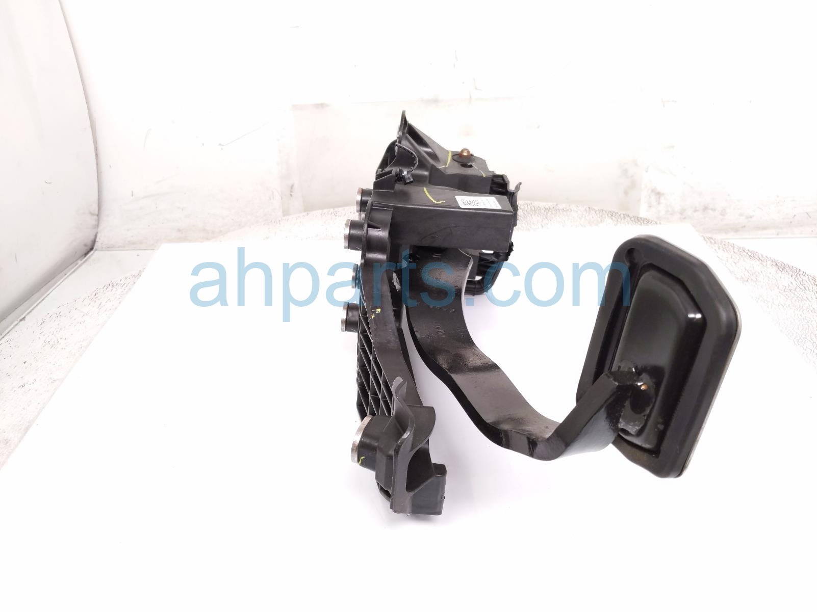 2017 Ford Fusion Brake Pedal Assy Driver 2.0l FG9Z 2455 C Replacement 2017 Ford Fusion Brake Pedal Assy Driver 2.0l FG9Z 2455 C Replacement thumbnail